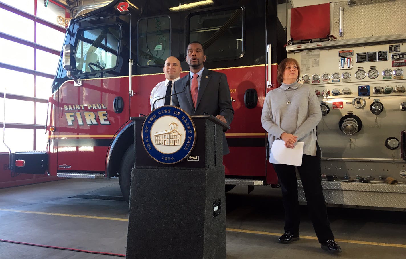 St. Paul Mayor Melvin Carter announces stricter parking restrictions in the capital city. Joining him were Public Works Director Kathy Lantry and Fire Capt. Roy Mokosso.