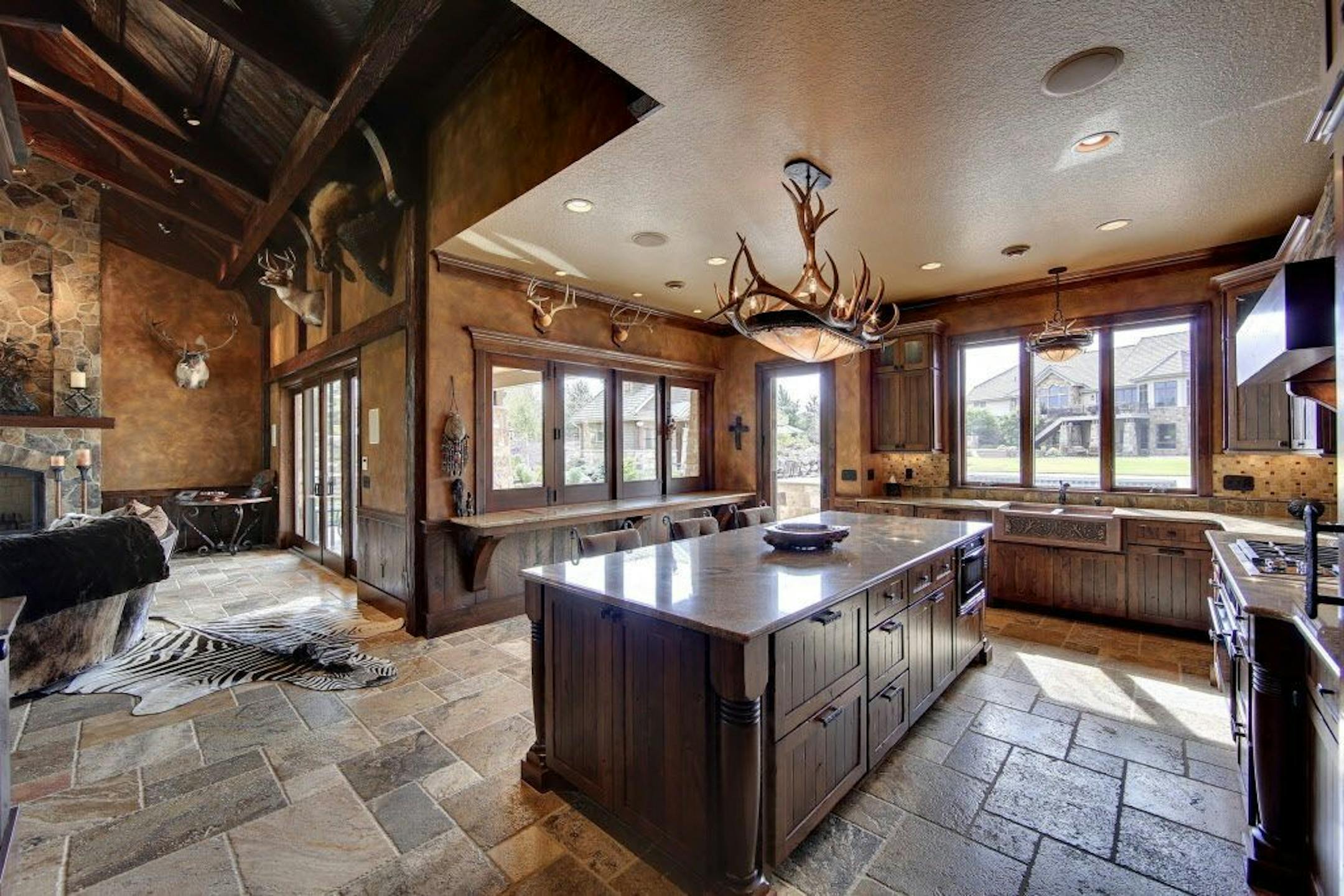 The poolhouse has its own kitchen.