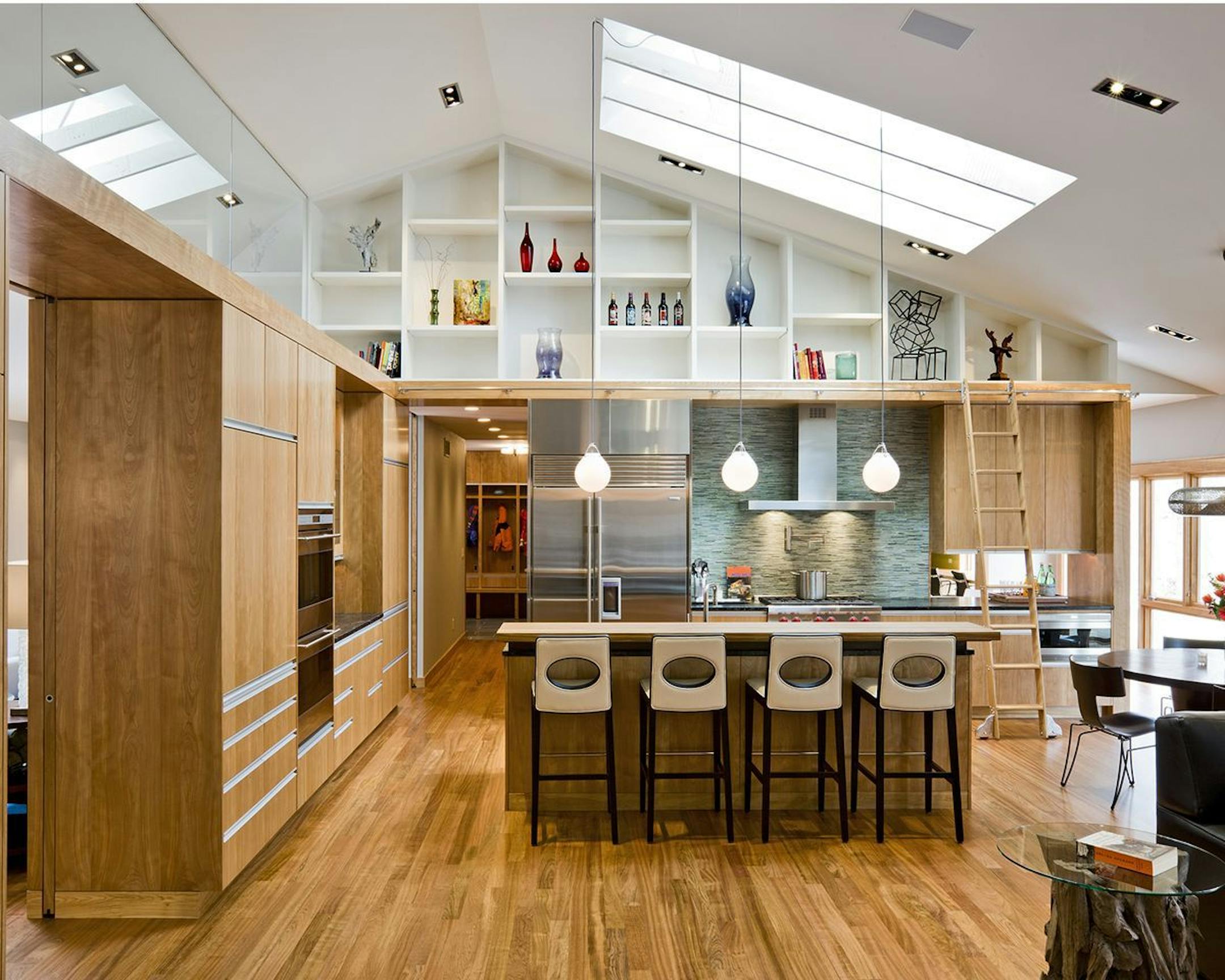 "Tyrol Hills Modern" Home of the Month winner designed by Peterssen Keller