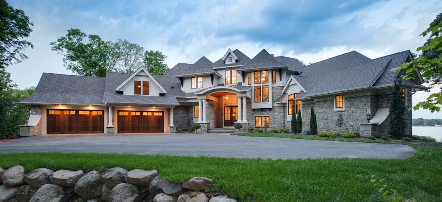 A Wayzata house that replaced an older home that was torn down. Courtesy of Landmark Photography/Jim Krueger and Artisan Home Tour. More information at artisanhometour.org or swansonhomes.com