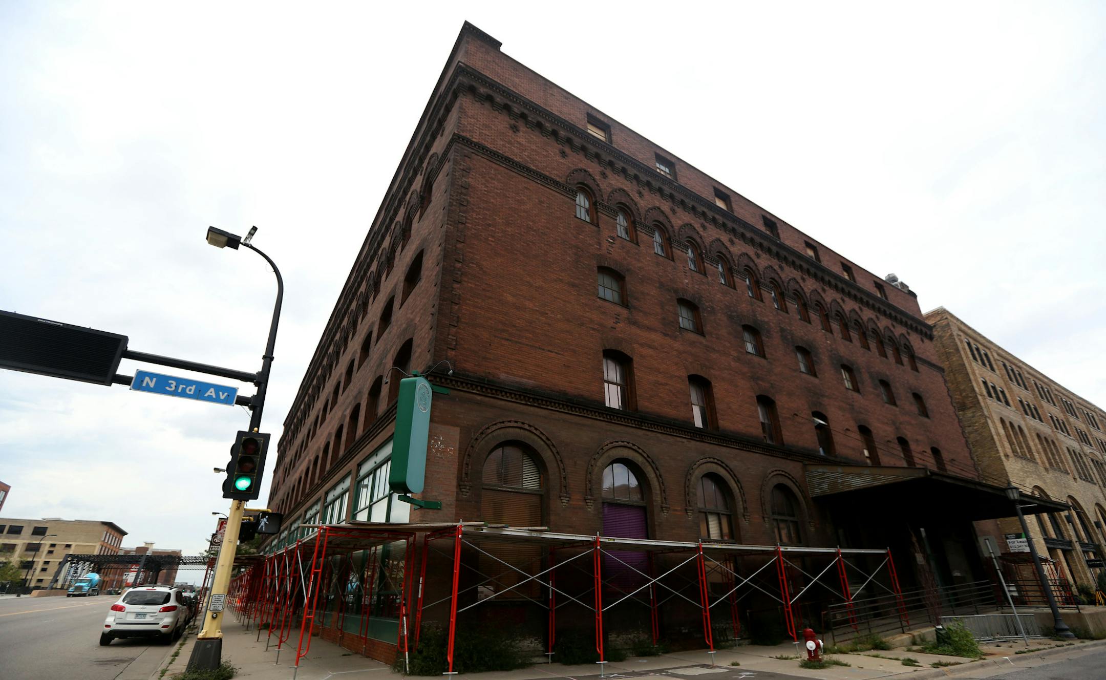 The Jackson building on the corner of Washington Ave. and Third Ave. N. will be developed into a hotel. ] (KYNDELL HARKNESS/STAR TRIBUNE) kyndell.harkness@startribune.com The Jackson building in the North Loop area in Minneapolis, Min., Thursday, August, 4, 2014.