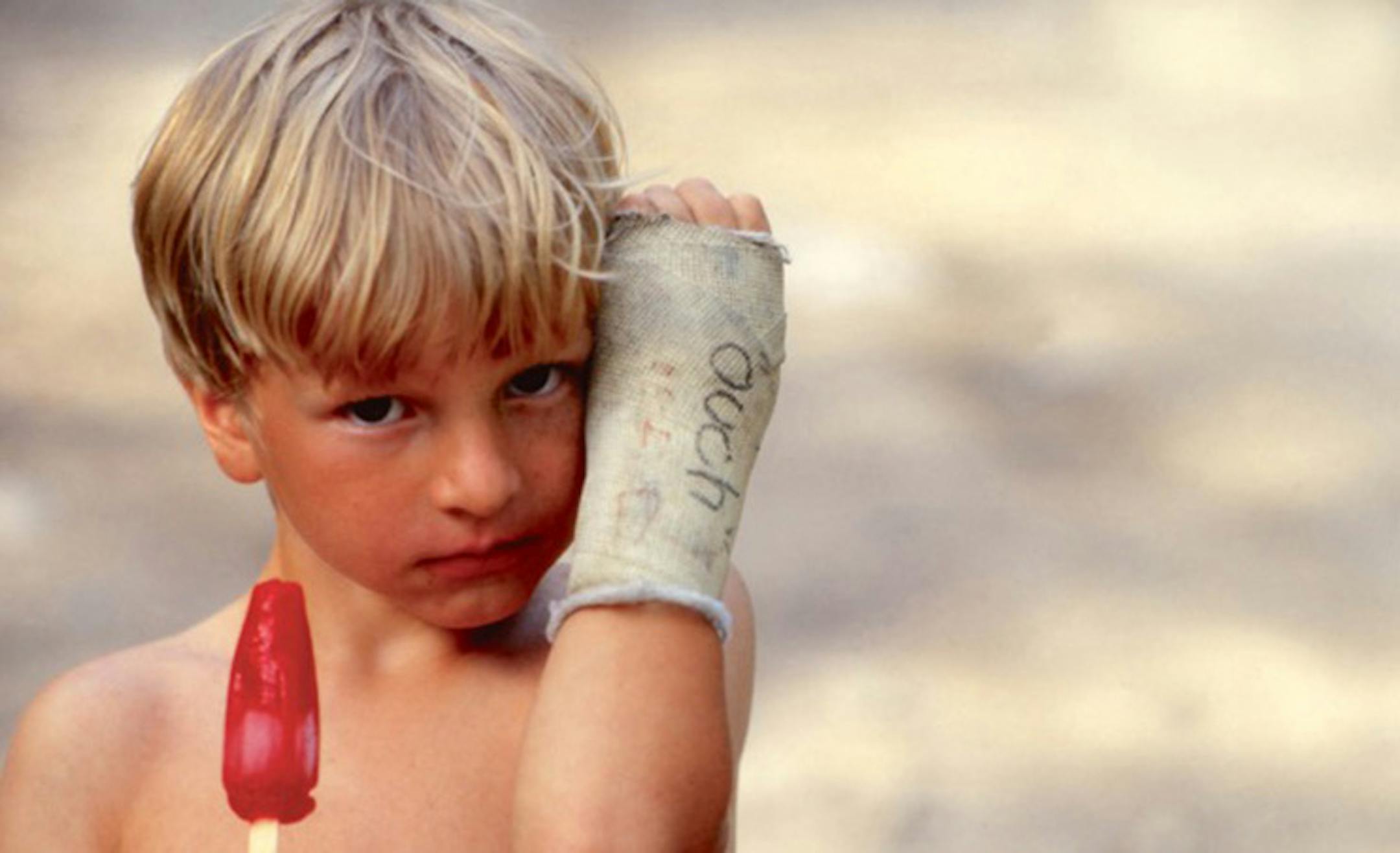 Talk about a summer bummer. Jeffrey Grosscup of Minneapolis writes: "This photo of our son, Neil, was taken 10 days after breaking his arm. For our scheduled vacation his water activity was limited to keep his cast dry. A tough compliance for a kid and our trade off was to provide him ìpopsicles on demand.î [focus071016