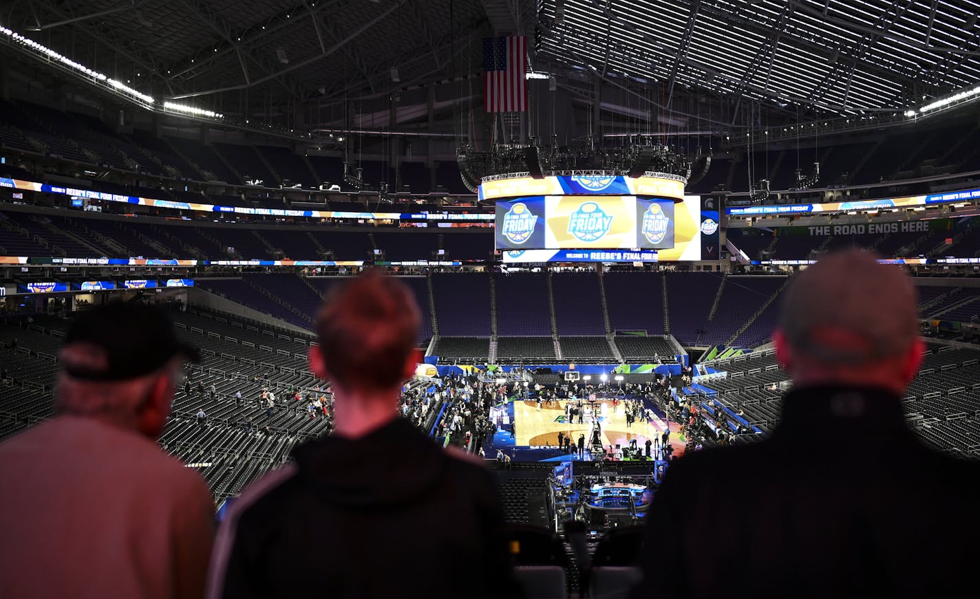 Fans took in the scene at US Bank Stadium Friday.