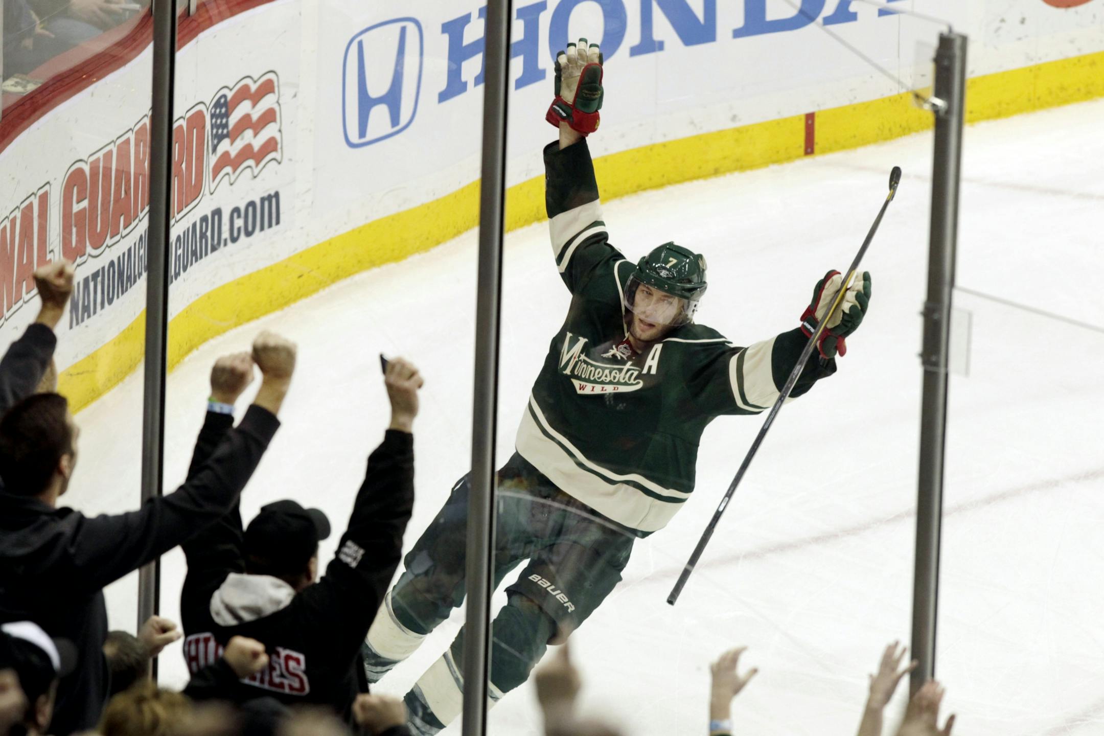 Matt Cullen scores and celebrates in February.