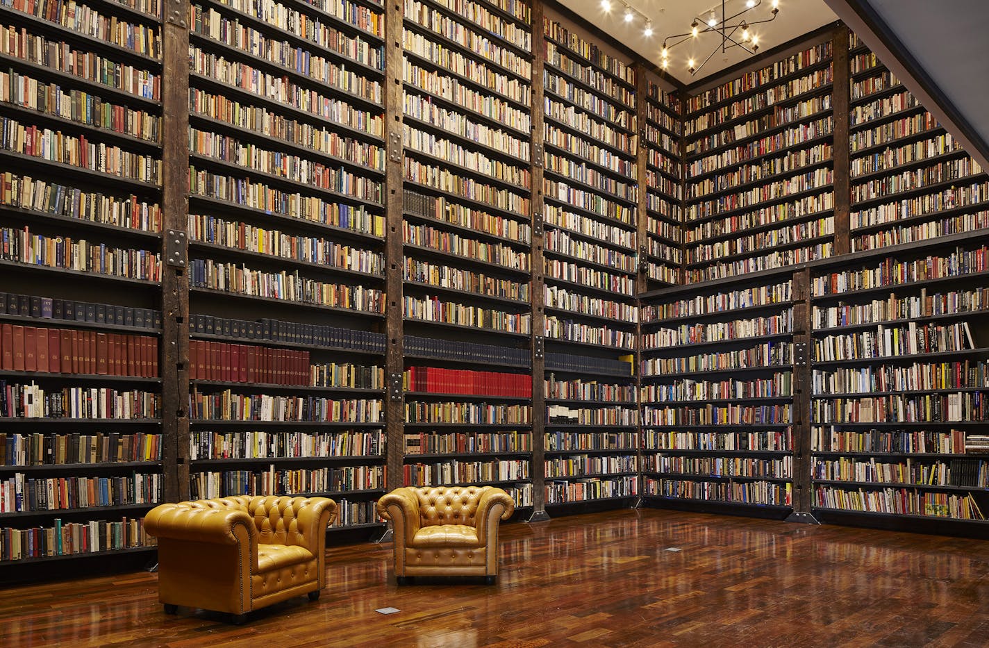 Theaster Gates
Stony Island Arts Bank
2012 onwards
© Theaster Gates. Photo © Tom Harris Courtesy White Cube