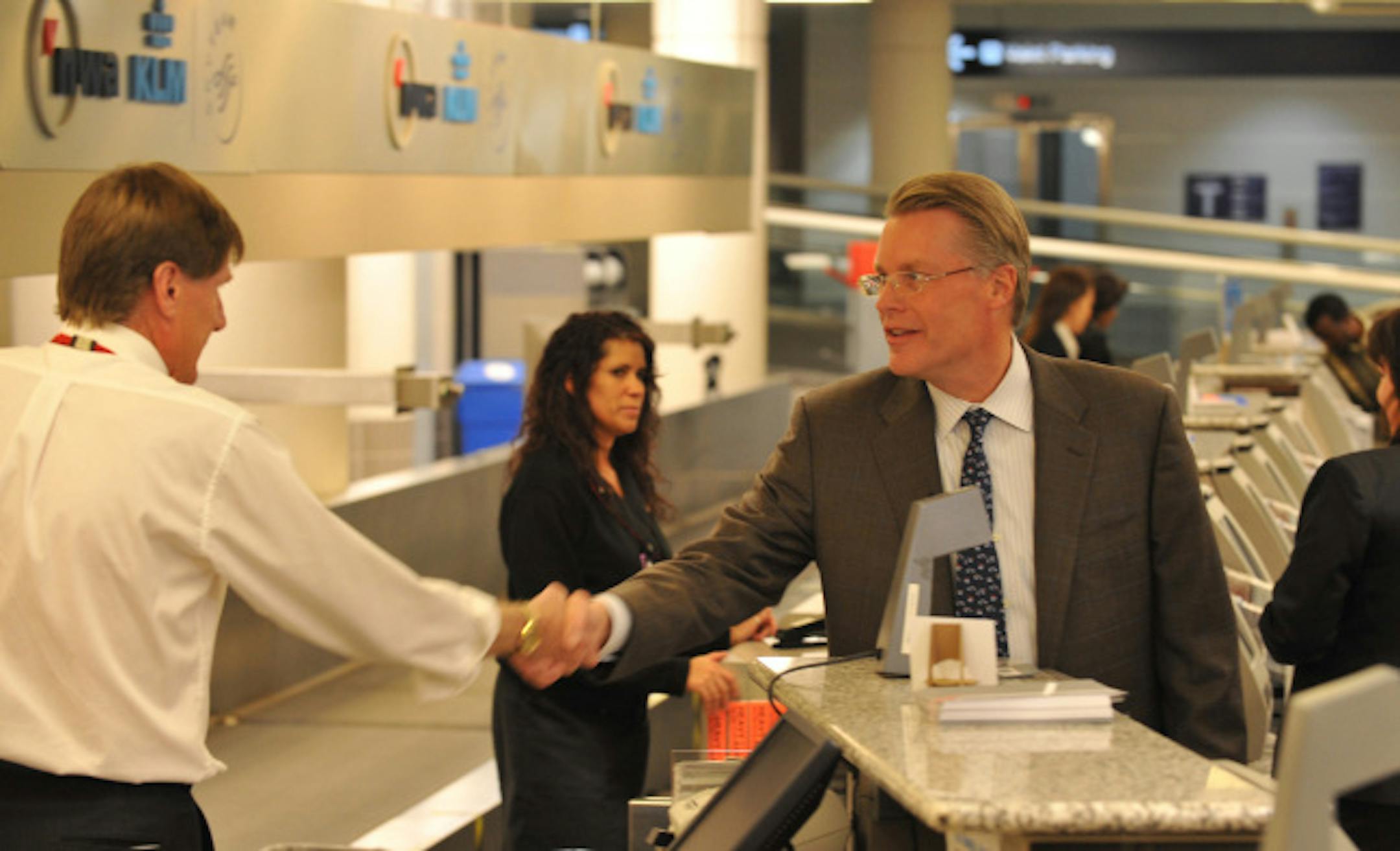 Ed Bastian, Northwest Airlines' new CEO, greeted NWA and Delta employees Thursday in a tour around Minneapolis-St. Paul International Airport. He discussed plans for the airlines and called the area's skilled workers an asset for retaining a hub in the Twin Cities.