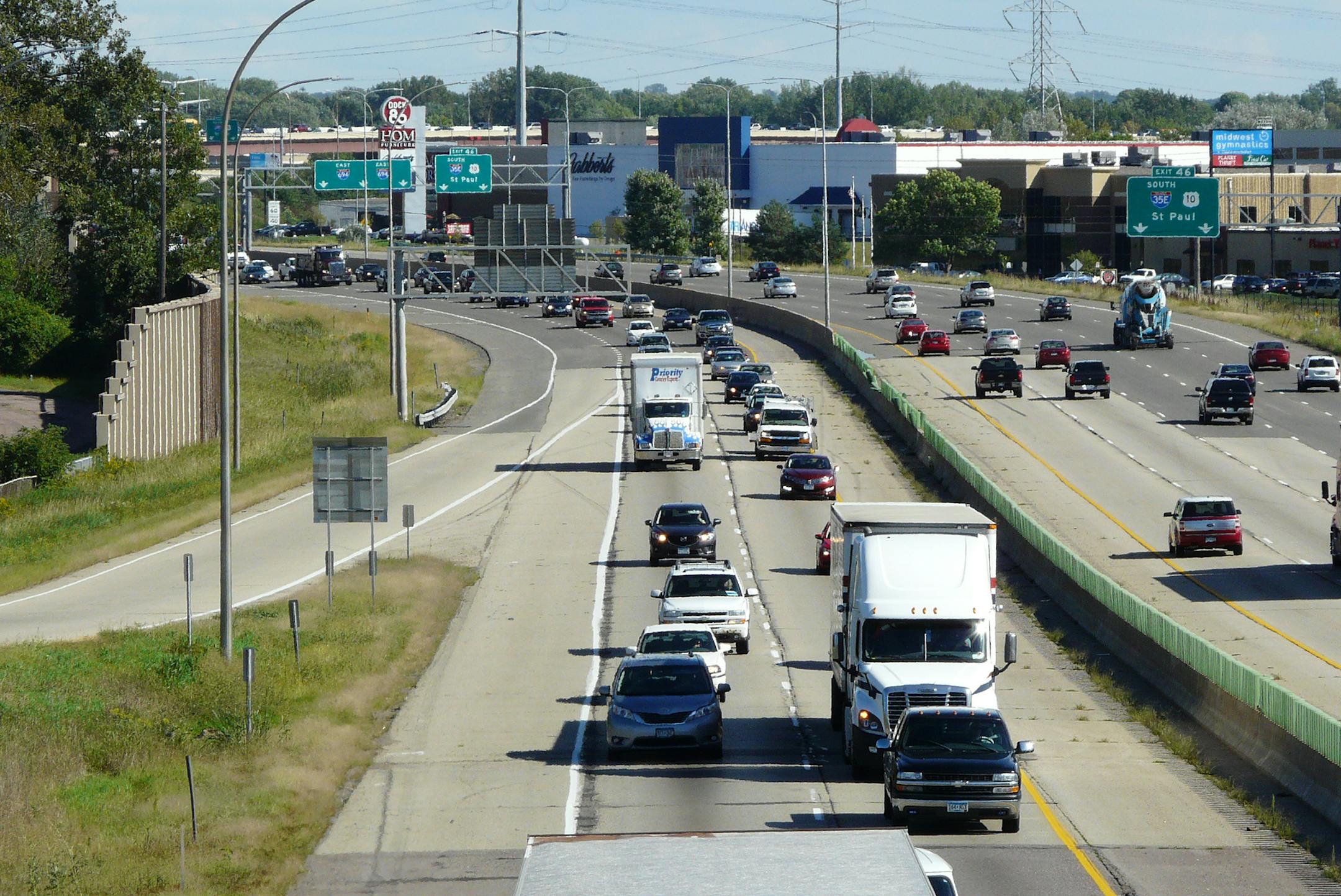 The project will reconstruct I-694 between Rice St. and Lexington Av., adding an additional line in each direction, rebuilding ramps and adding a new ramp to Rice St. Photo by Dave Peterson, Star Tribune