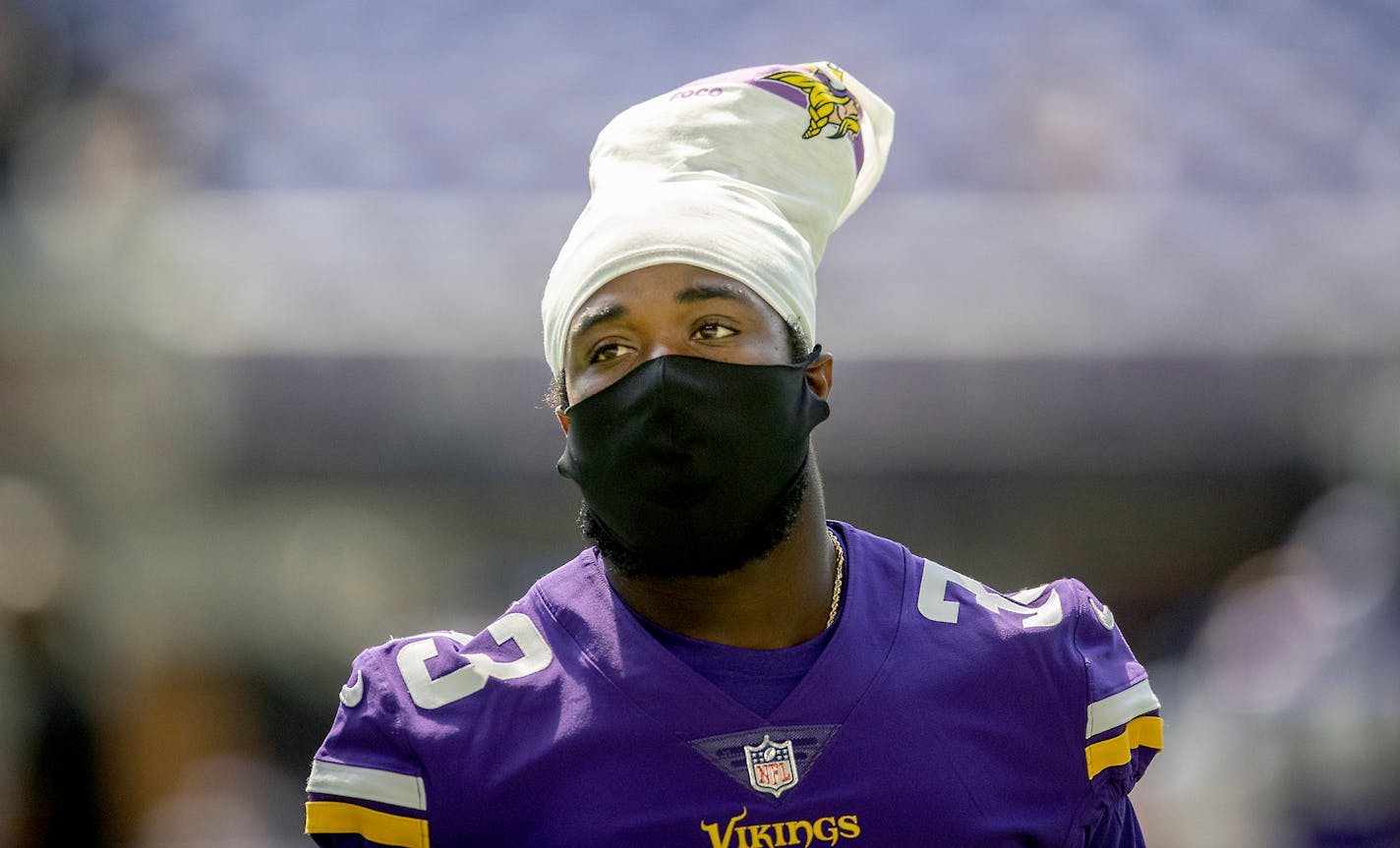 Vikings running back Dalvin Cook (33) on the field before the Vikings took on the Denver Broncos at US Bank Stadium, Saturday, August 14, 2021 in Minneapolis, MN. ] ELIZABETH FLORES • liz.flores@startribune.com