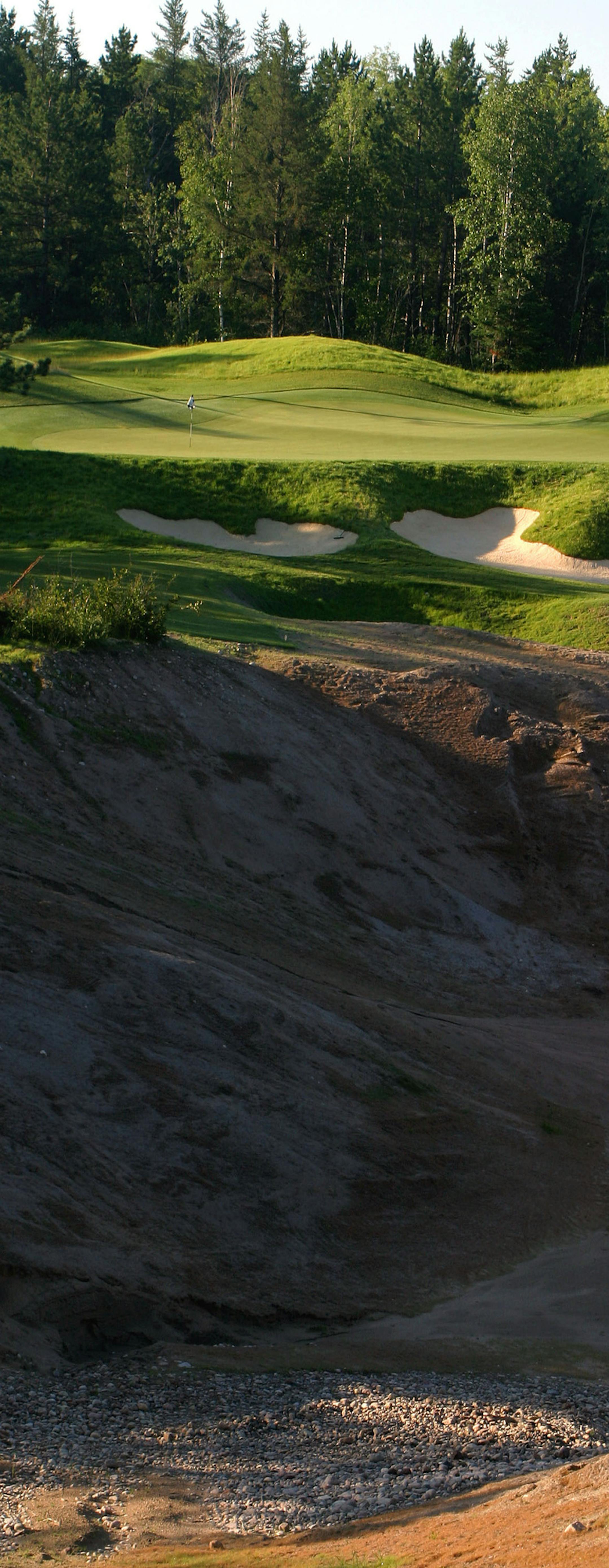 Hole no. 7 from the Quarry at Giant's Ridge golf course. See article Friday July 25, 2003, Star Tribune, page C18, by Zgoda. ORG XMIT: MIN2013041112450771