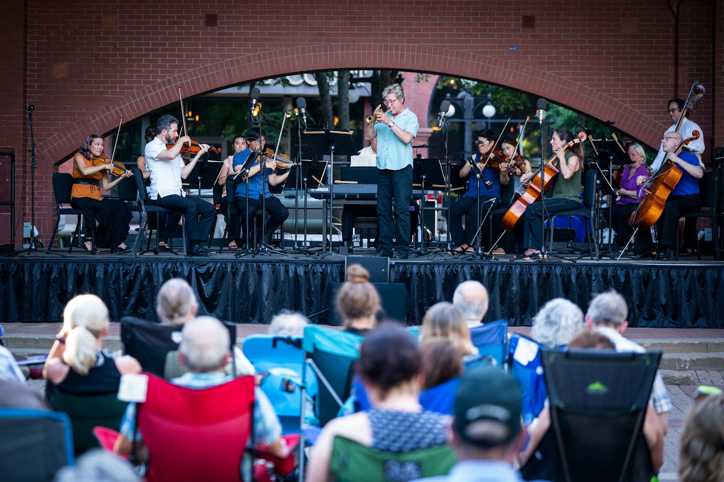 The St. Paul Chamber Orchestra performed at Mears Park in St. Paul. ] LEILA NAVIDI • leila.navidi@startribune.com