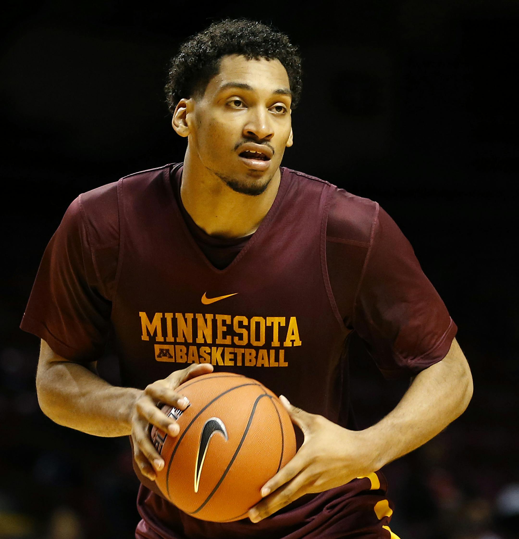 Gophers Jordan Murphy (3) during a team scrimmage at Williams Arena. ] CARLOS GONZALEZ ï cgonzalez@startribune.com - October 25, 2015, Minneapolis, MN, Williams Arena, University of Minnesota Gophers Basketball Scrimmage,