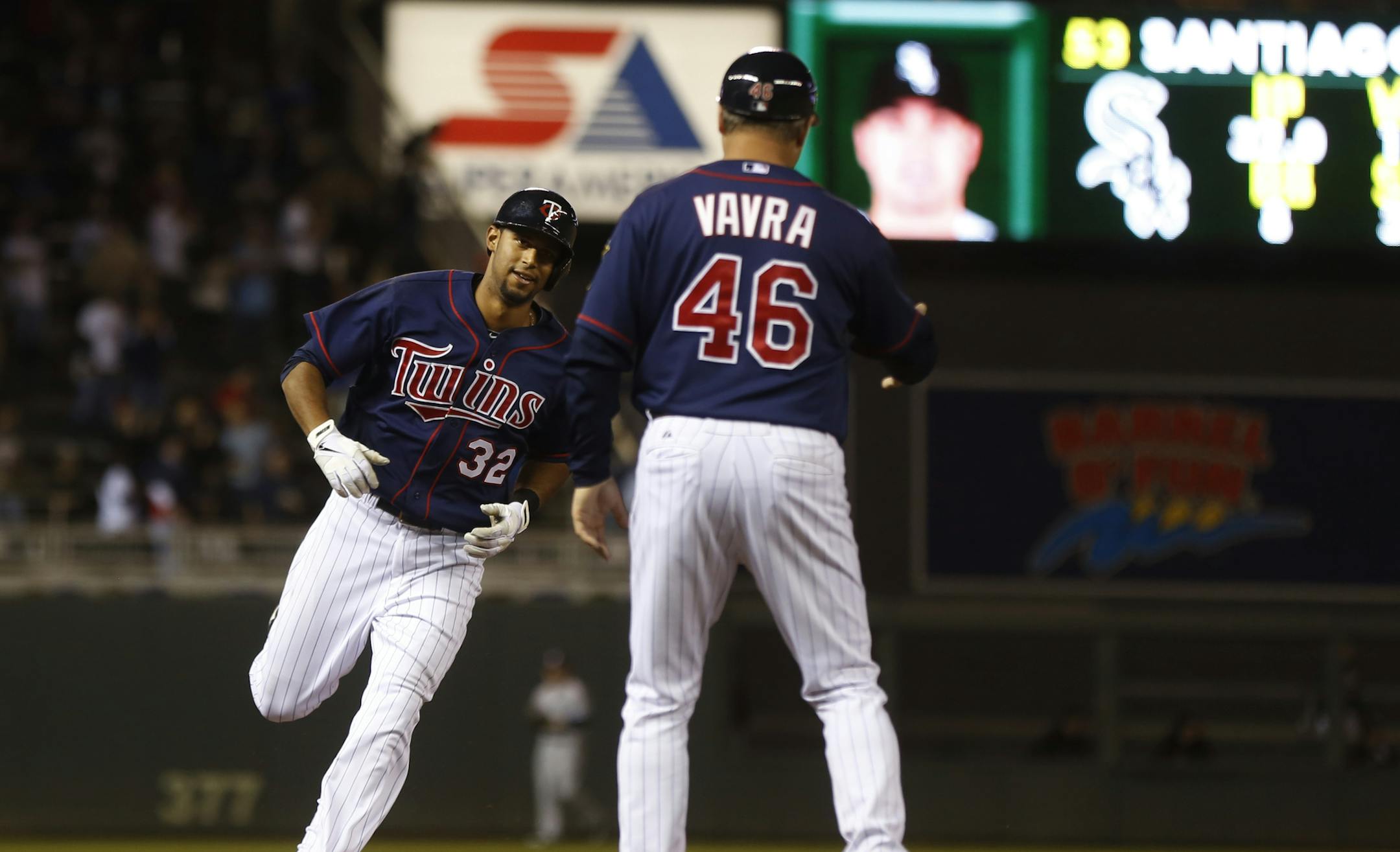 Center fielder Aaron Hicks followed an acrobatic catch in the sixth inning with his second home-run trot of the night Monday against the Chicago White Sox.