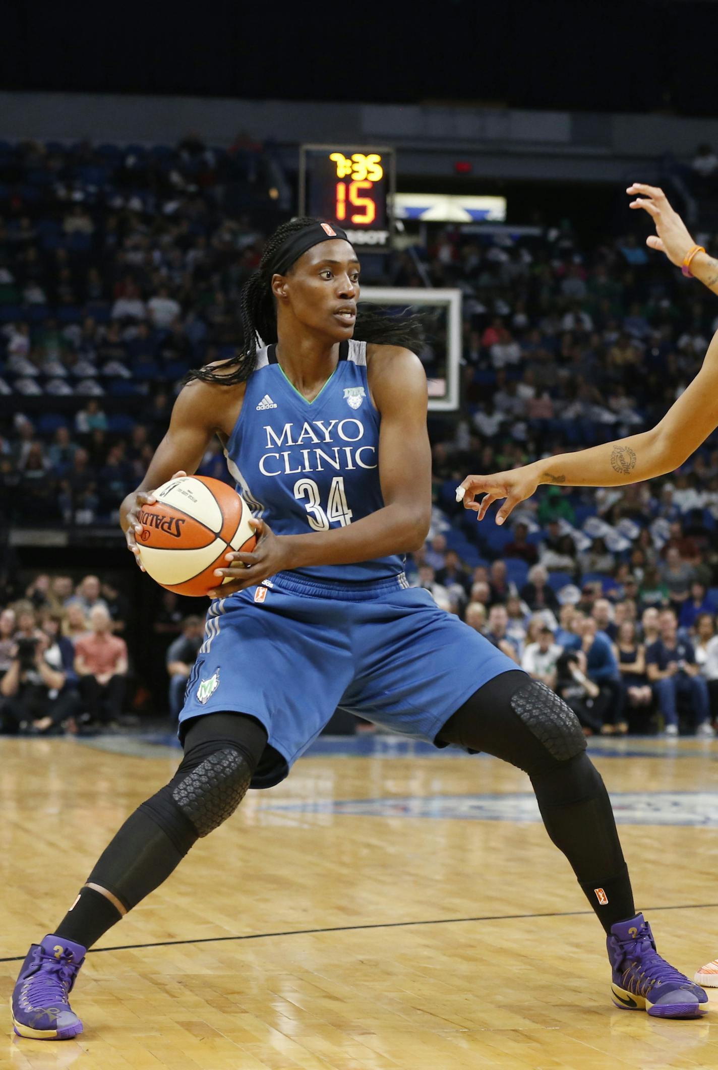 Minnesota Lynx&#xed;s Sylvia Fowles plays against the Los Angeles Sparks in Game 2 of the WNBA basketball finals Tuesday, Oct. 11, 2016, in Minneapolis. (AP Photo/Jim Mone) ORG XMIT: MNJM10