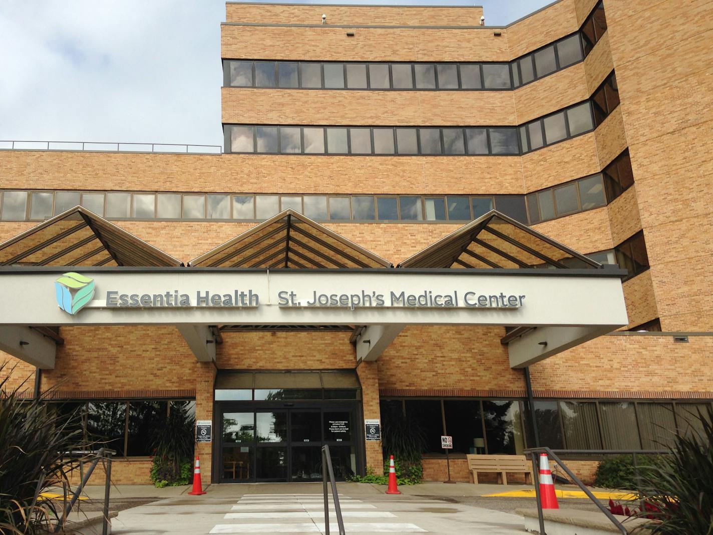 St. Joseph's Medical Center in Brainerd has stopped accepting patients with severe psychiatric probems who are court-ordered to receive treatment, in a move that advocates say could set a dangerous precedent.