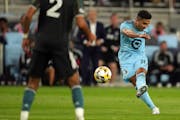 Minnesota United midfielder Emanuel Reynoso is expected to play Saturday in Dallas