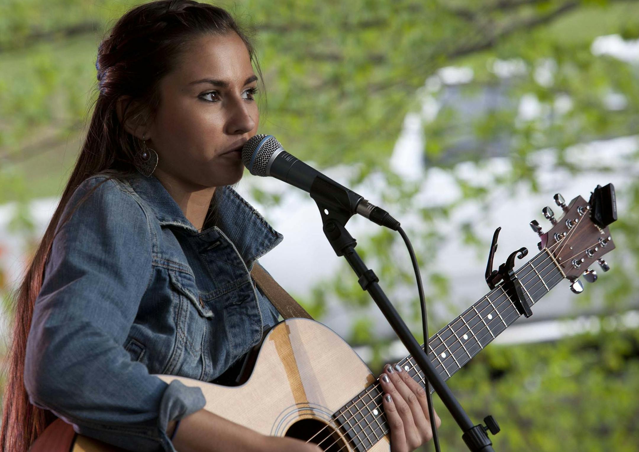 Julia Knight stars in the all-new Lifetime docu-series "Chasing Nashville," premiering Tuesday, October 22, at 10pm ET/PT on Lifetime. Photo by Karolina Wojtasik, A&E Television Networks Copyright 2013