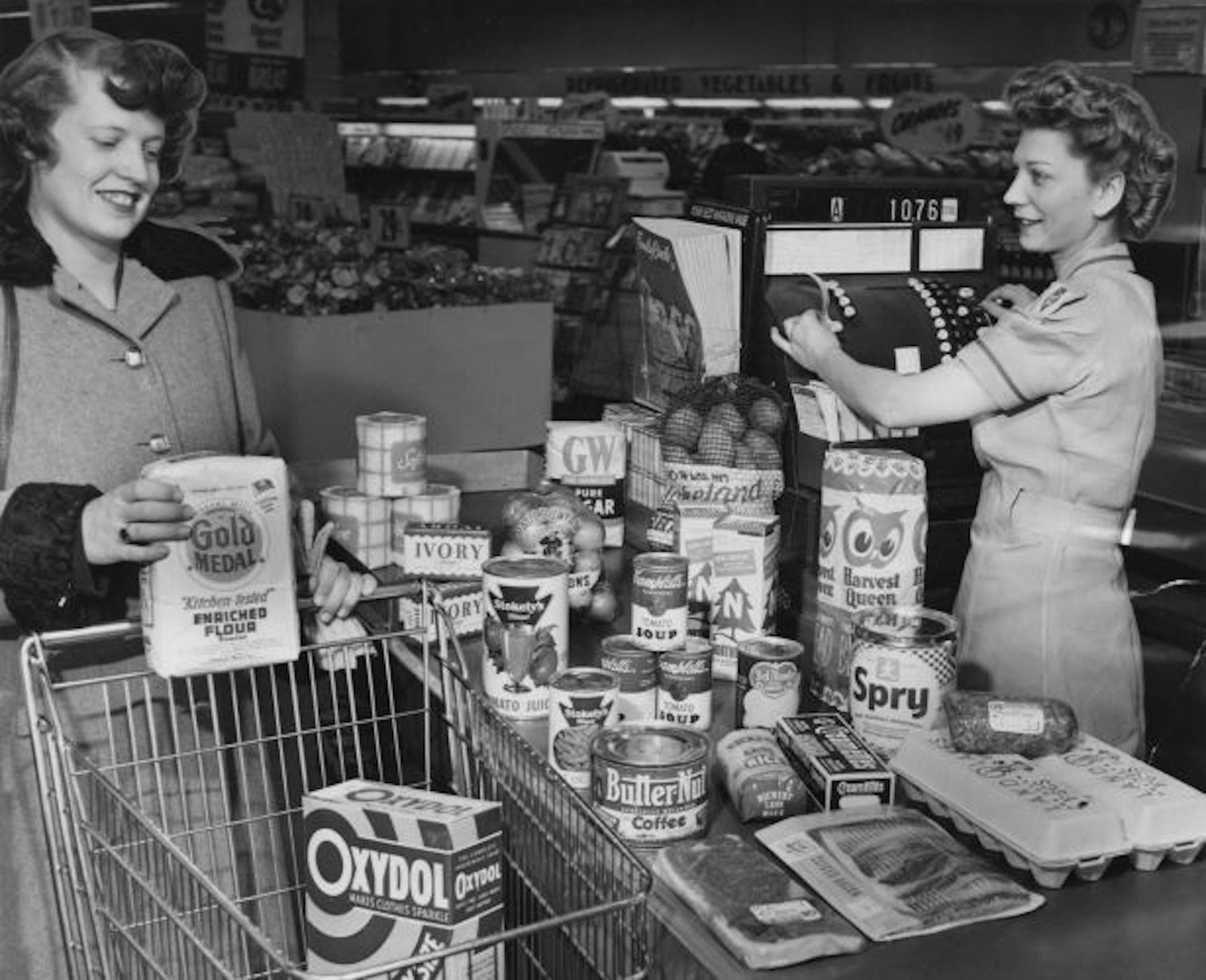 The final tab for this 1951 Red Owl shopping trip? $10.76.