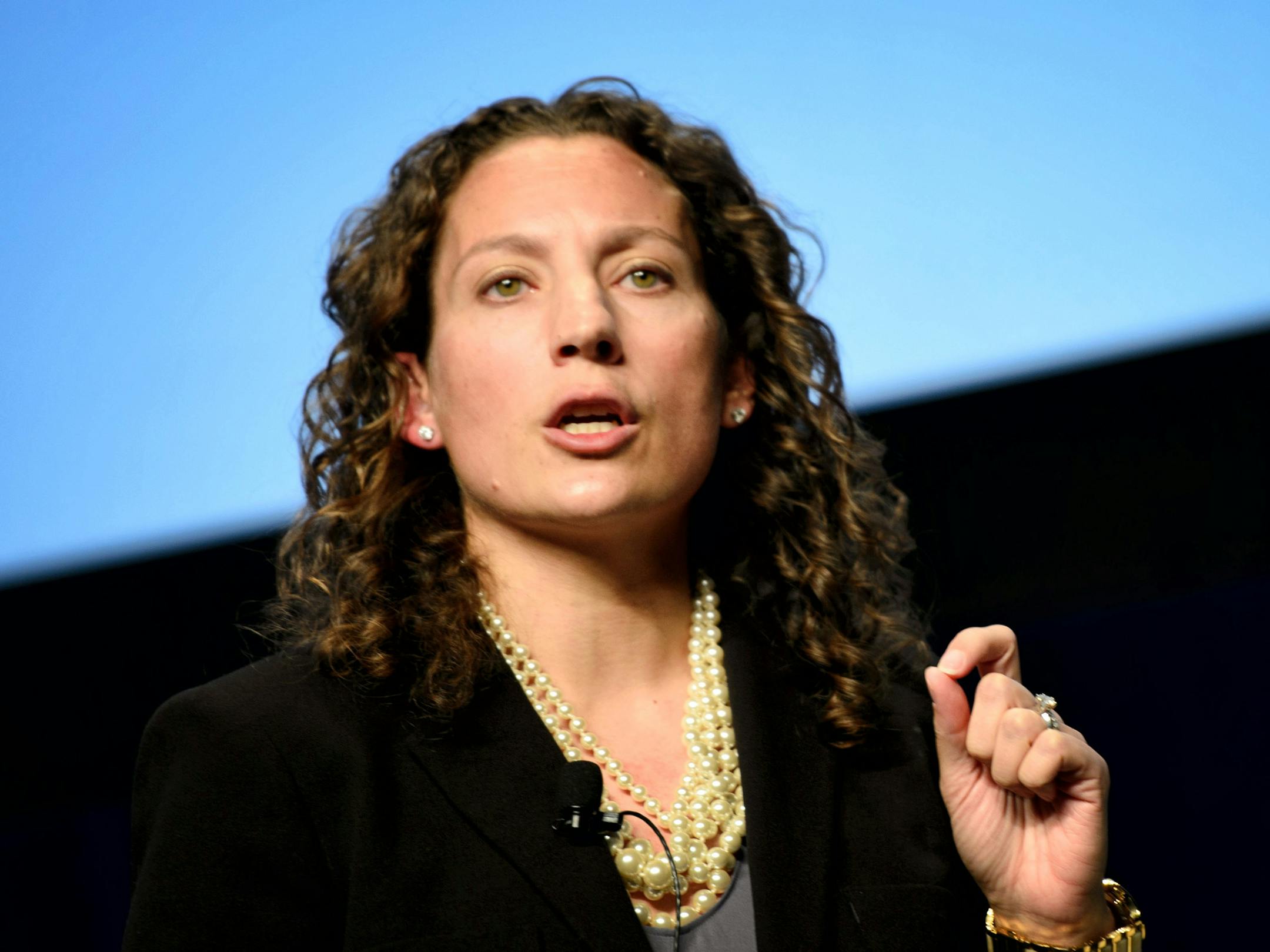 Blue Cross Blue Shield Suzanne Belinson spoke at LifeScience Alley's one-day conference in the Minneapolis convention center. ] GLEN STUBBE * gstubbe@startribune.com