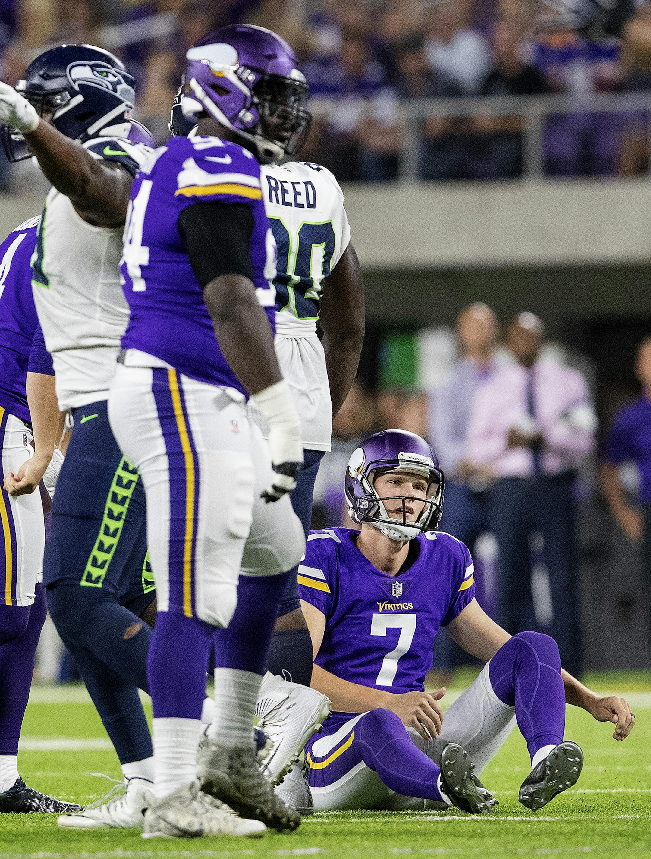 Minnesota Vikings kicker Daniel Carlson (7) missed a field goal attempt in the second quarter. ] CARLOS GONZALEZ ï cgonzalez@startribune.com ñ August 24, 2018, Minneapolis, MN, US Bank Stadium, NFL Pre Season, Minnesota Vikings vs Seattle Seahawks