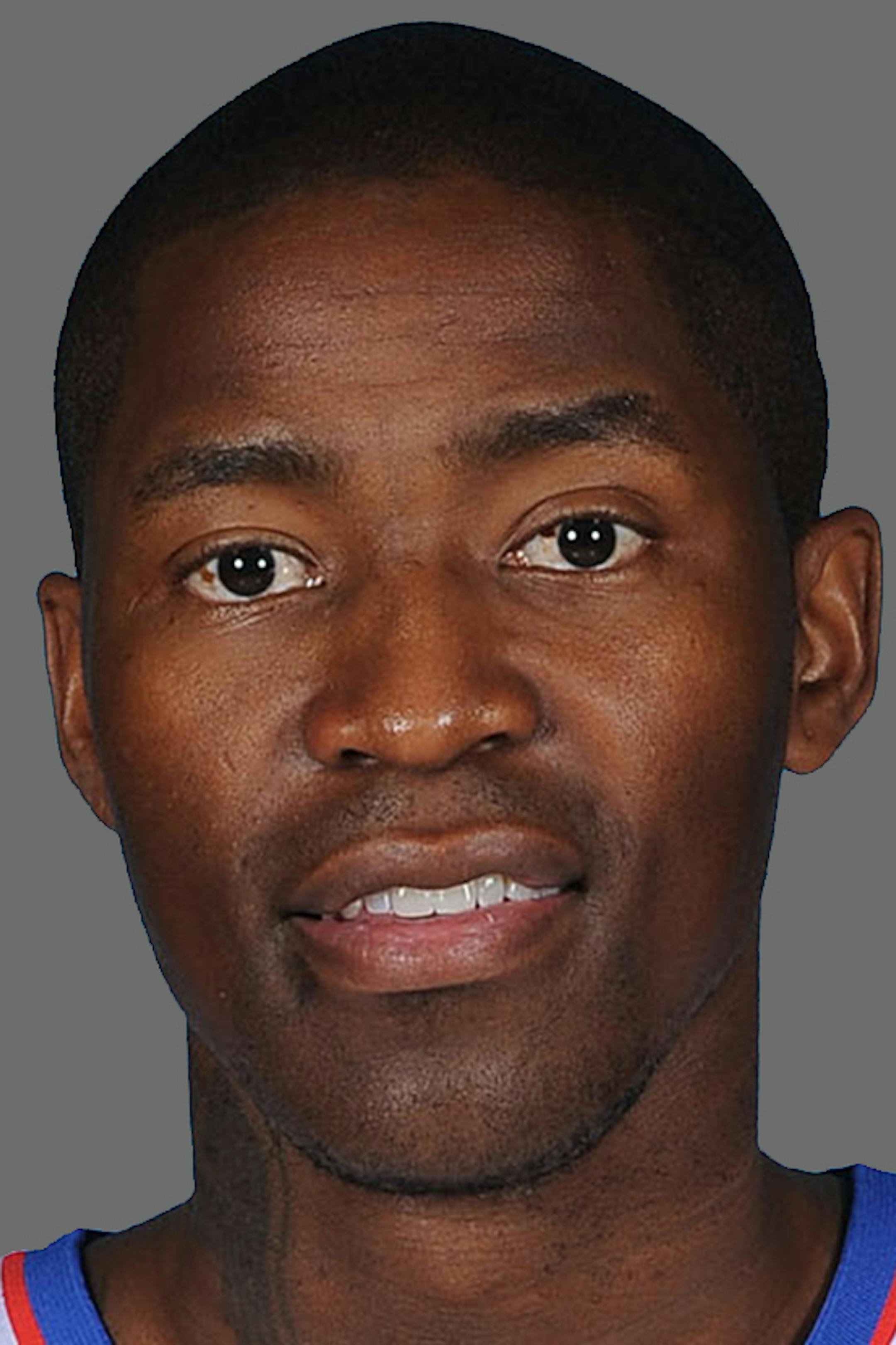 PLAYA VISTA, CA - SEPTEMBER 30: Jamal Crawford #11 of the Los Angeles Clippers poses for a picture during media day at the Clippers Training Center on September 30, 2013 in Playa Vista, California. NOTE TO USER: User expressly acknowledges and agrees that, by downloading and/or using this Photograph, user is consenting to the terms and conditions of the Getty Images License Agreement. Mandatory Copyright Notice: Copyright 2013 NBAE (Photo by Juan Ocampo/NBAE via Getty Images) ORG XMIT: 180475882