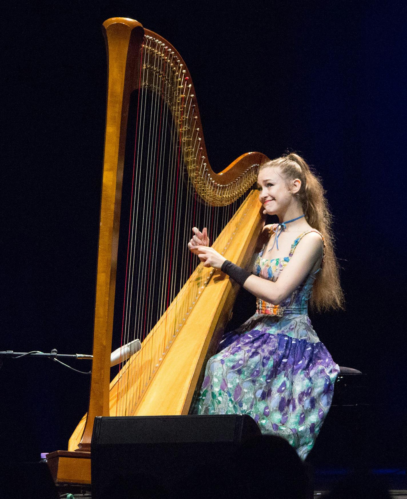 Joanna Newsom performs on stage during the last date of her European tour at the Hammersmith Eventim on Sept. 9, 2015 in London (Richard Gray/EMPICS Entertainment/Abaca Press/TNS) ORG XMIT: 1177632