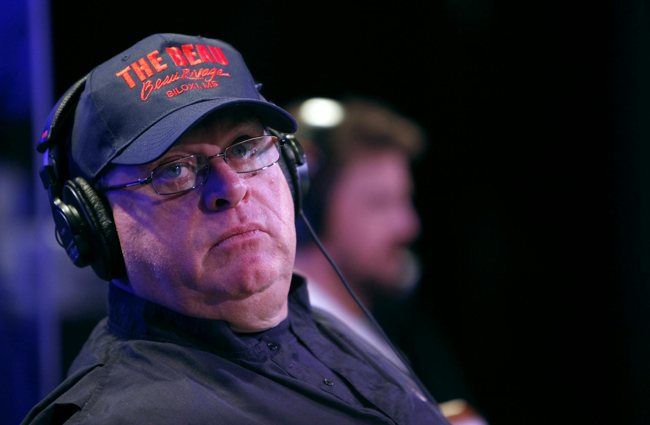 CARLOS GONZALEZ • cgonzalez@startribune.com November 12, 2009 – Las Vegas, NV – The Golden Nugget - Tom Barnard – KQRS Morning Show – Las Vegas ] Tom Barnard, during a live broadcast of the KQRS Morning Show from The Golden Nugget in Las Vegas in November 2009. ORG XMIT: MIN2013022217405142