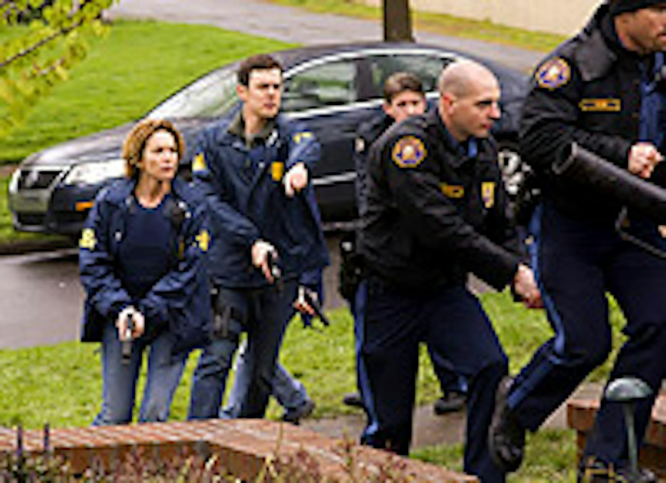 Diane Lane stars as FBI Special Agent Jennifer Marsh in "Untraceable."