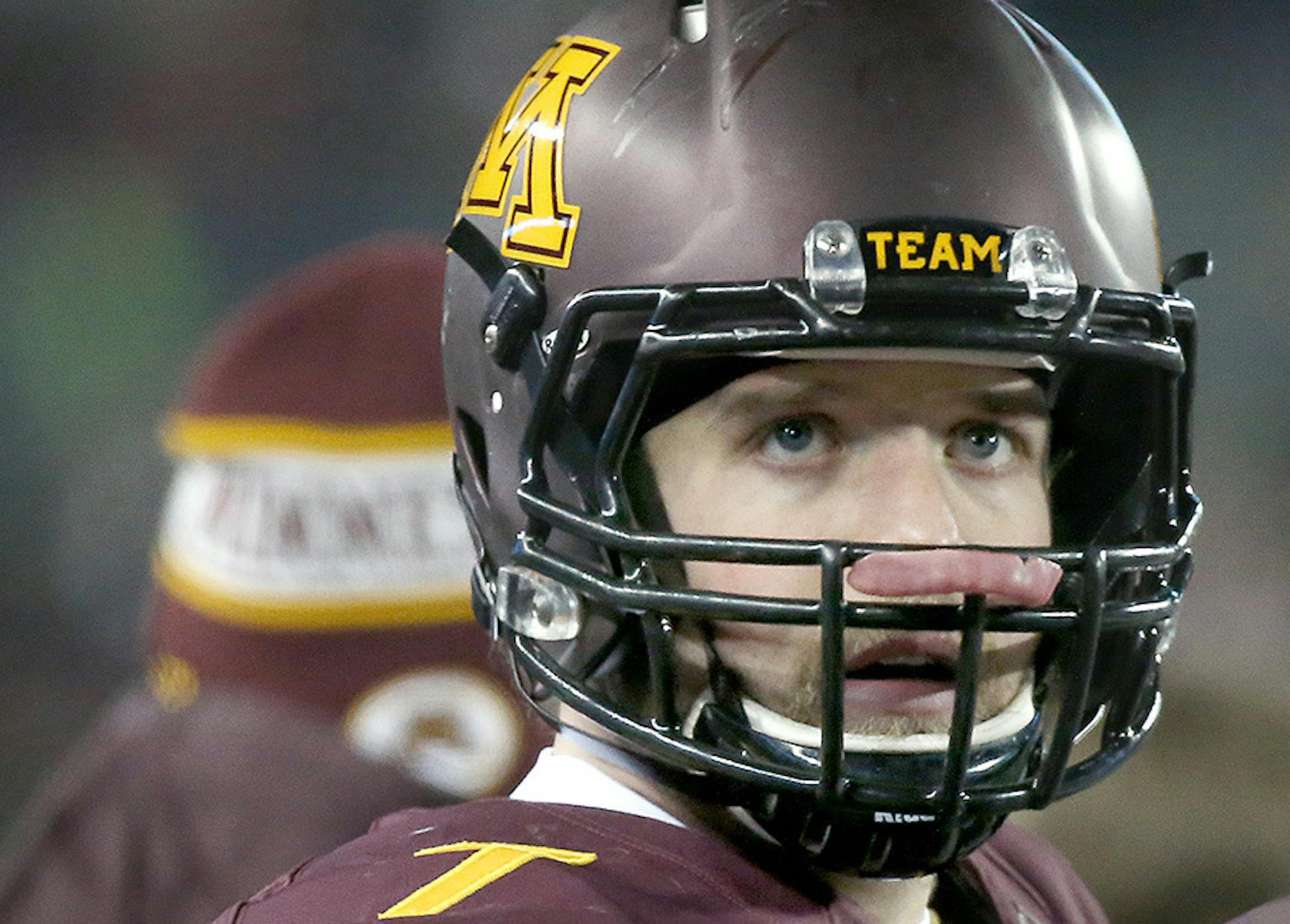 Minnesota's quarterback Mitch Leidner