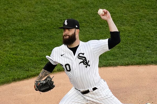 Dallas Keuchel spent time with the White Sox, Diamondbacks and Rangers last season while dealing with back injuries.