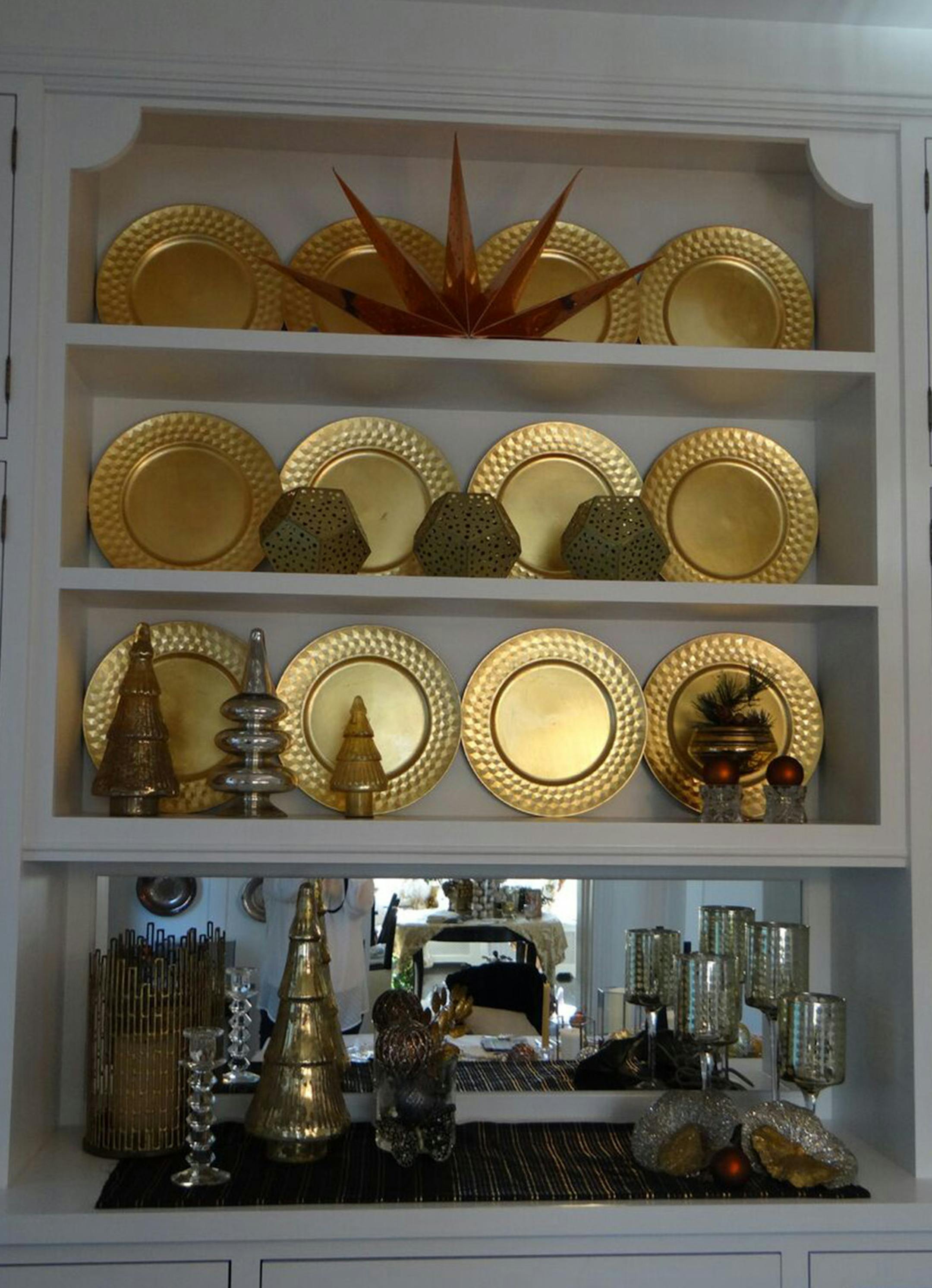 Holiday, New Year's room ORG XMIT: MIN1711081609181073