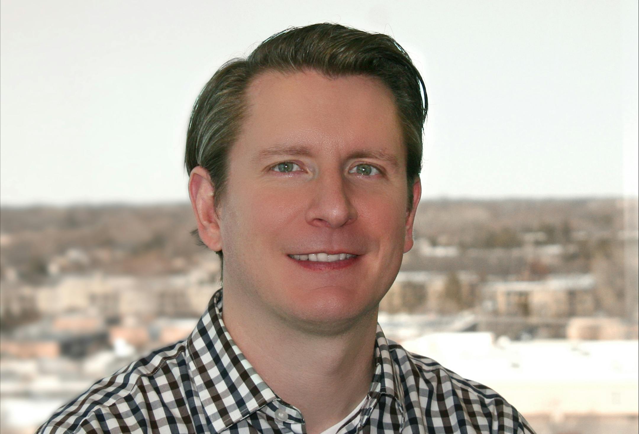 JOEL EISFELDER (cq) CAMPUS MEDIA GROUP Title: Director of account services