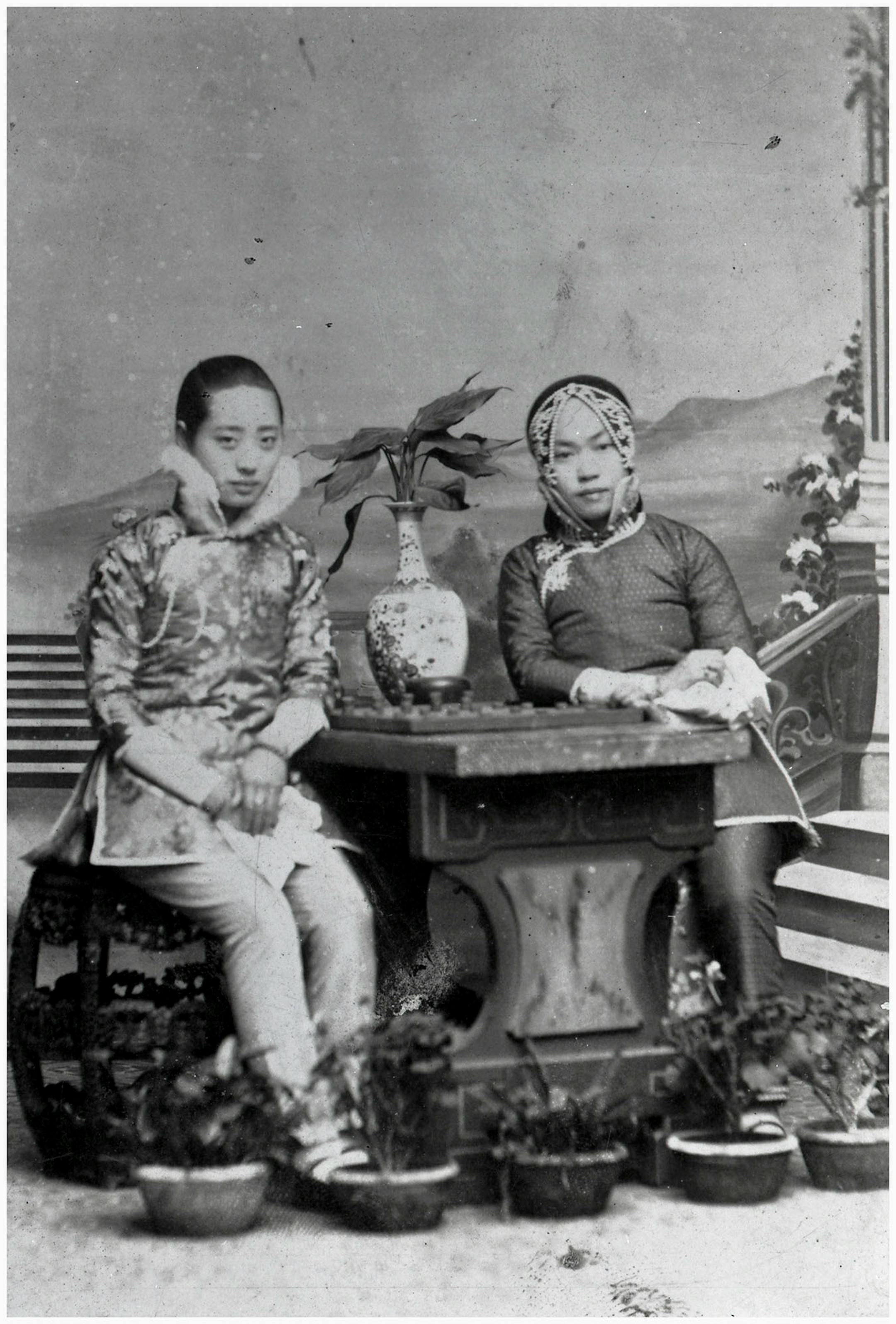 Shanghai, circa 1910: Amy Tan's grandmother (right) and an unknown woman.
