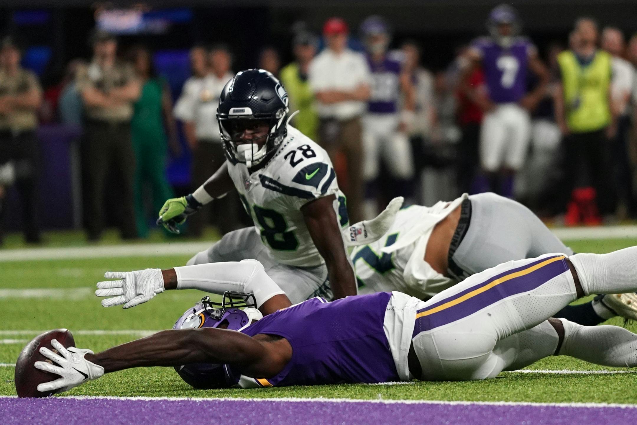 Minnesota Vikings wide receiver Laquon Treadwell (11) caught a pass just short of the end zone in the second half.