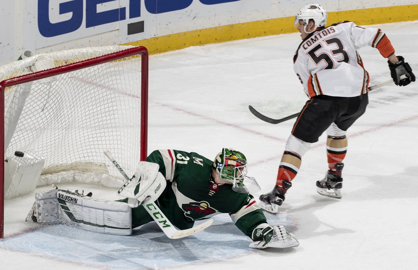 Max Comtois of the Ducks scored the deciding goal on Wild goalie Kaapo Kahkonen in the shootout. ] CARLOS GONZALEZ • cgonzalez@startribune.com – St. Paul, MN – December 10, 2019, Xcel Energy Center, NHL, Minnesota Wild vs. Anaheim Ducks