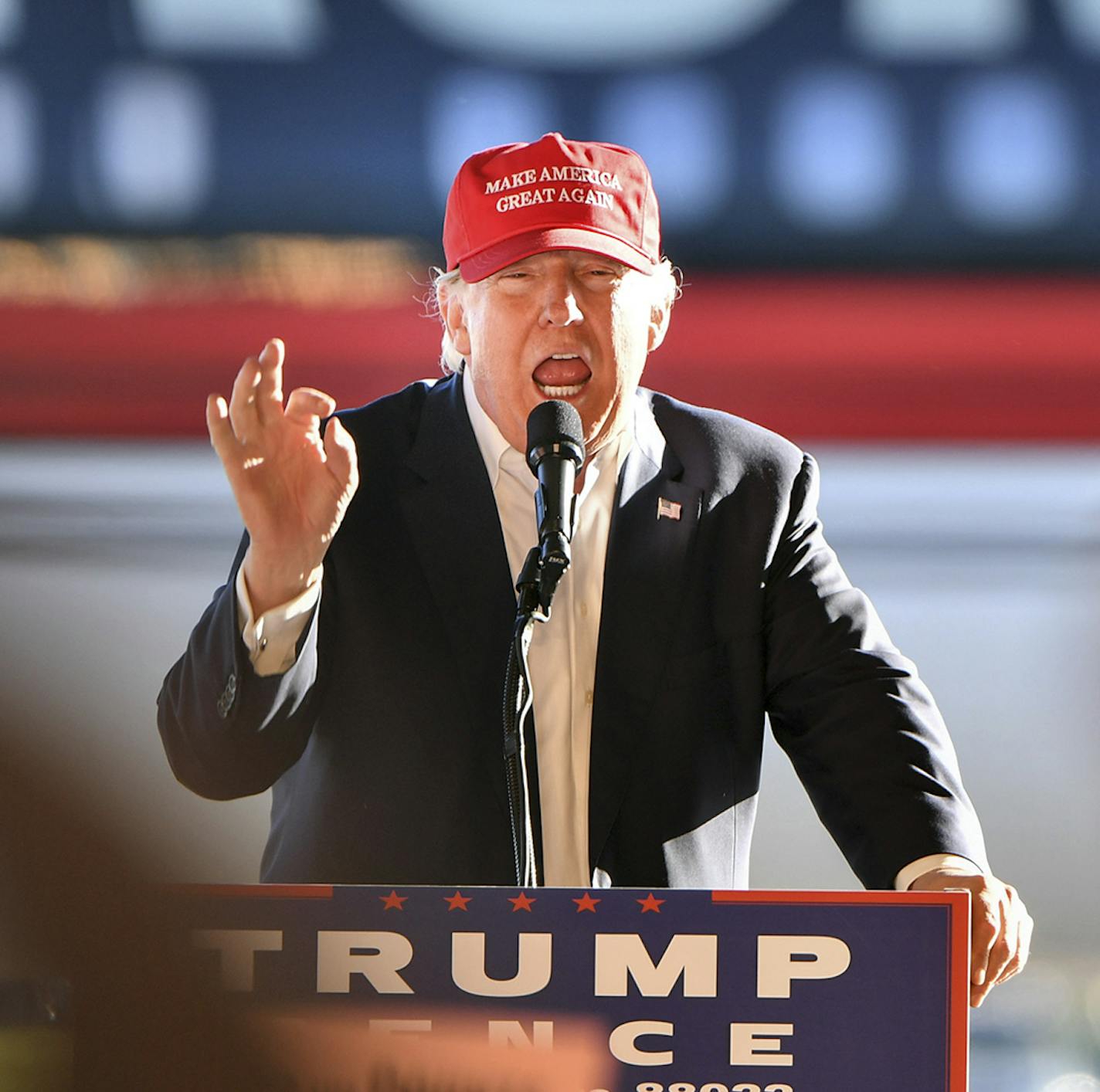 Donald Trump spoke at rally Sunday afternoon at the Sun Country Airlines hangar at the Minneapolis-St. Paul International Airport. ] GLEN STUBBE * gstubbe@startribune.com Sunday, November 6, 2016 Donald Trump appeared at a rally Sunday afternoon at the Sun Country Airlines hangar at the Minneapolis-St. Paul International Airport. ORG XMIT: MIN1611061559520341