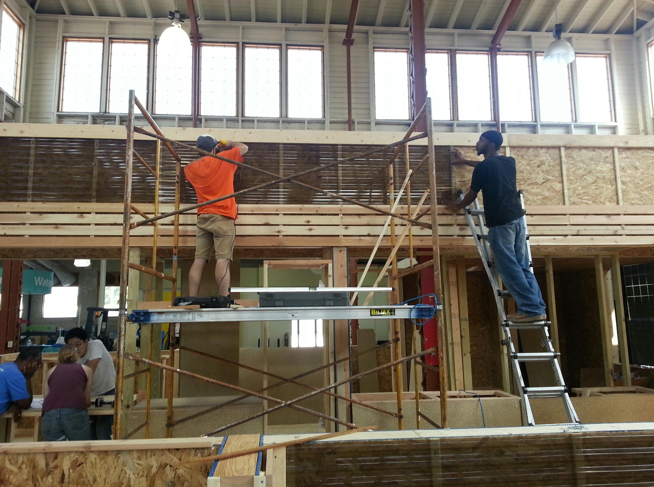 University of Minnesota Design students construct the GenY Eco-House at the Minnesota State Fair