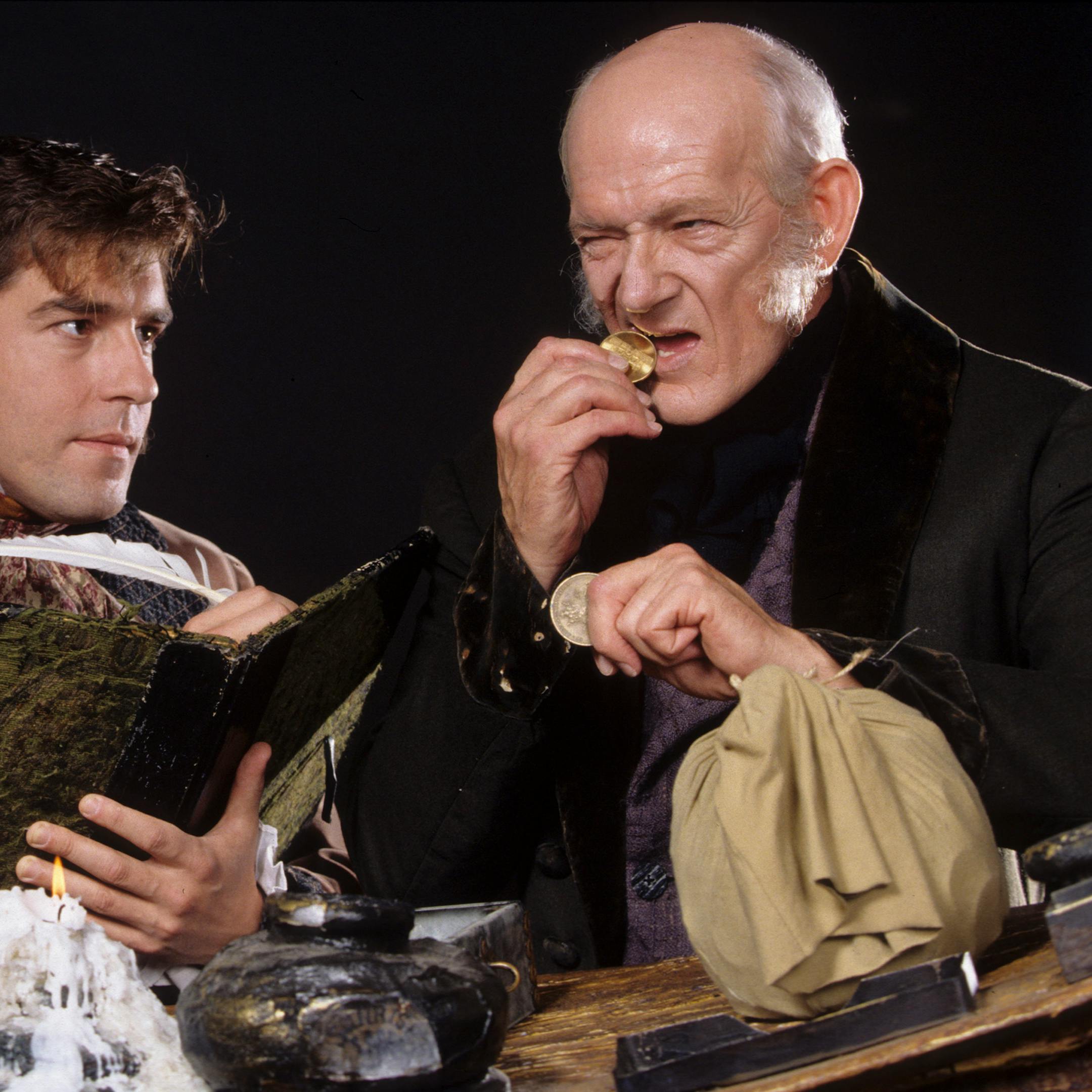 Richard Ooms As Scrooge. Ooms played the role of Scrooge for the Guthrie during the 1983, 1984, 1985, 1991, 1992*, 1993*, 1994*, 1995*. *Nathaniel Fuller and Richard Ooms shared the role of Ebenezer Scrooge during these years.