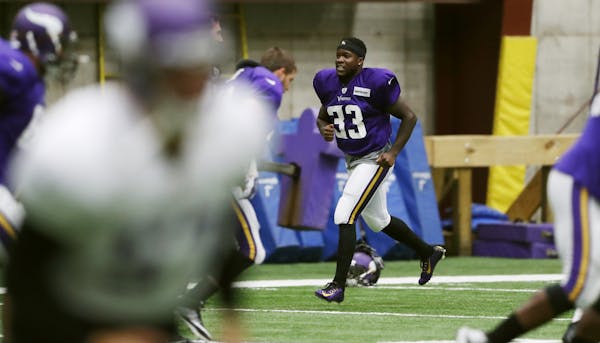 Vikings newly signed running back Ronnie Hillman worked on drills Wednesday at Winter Park