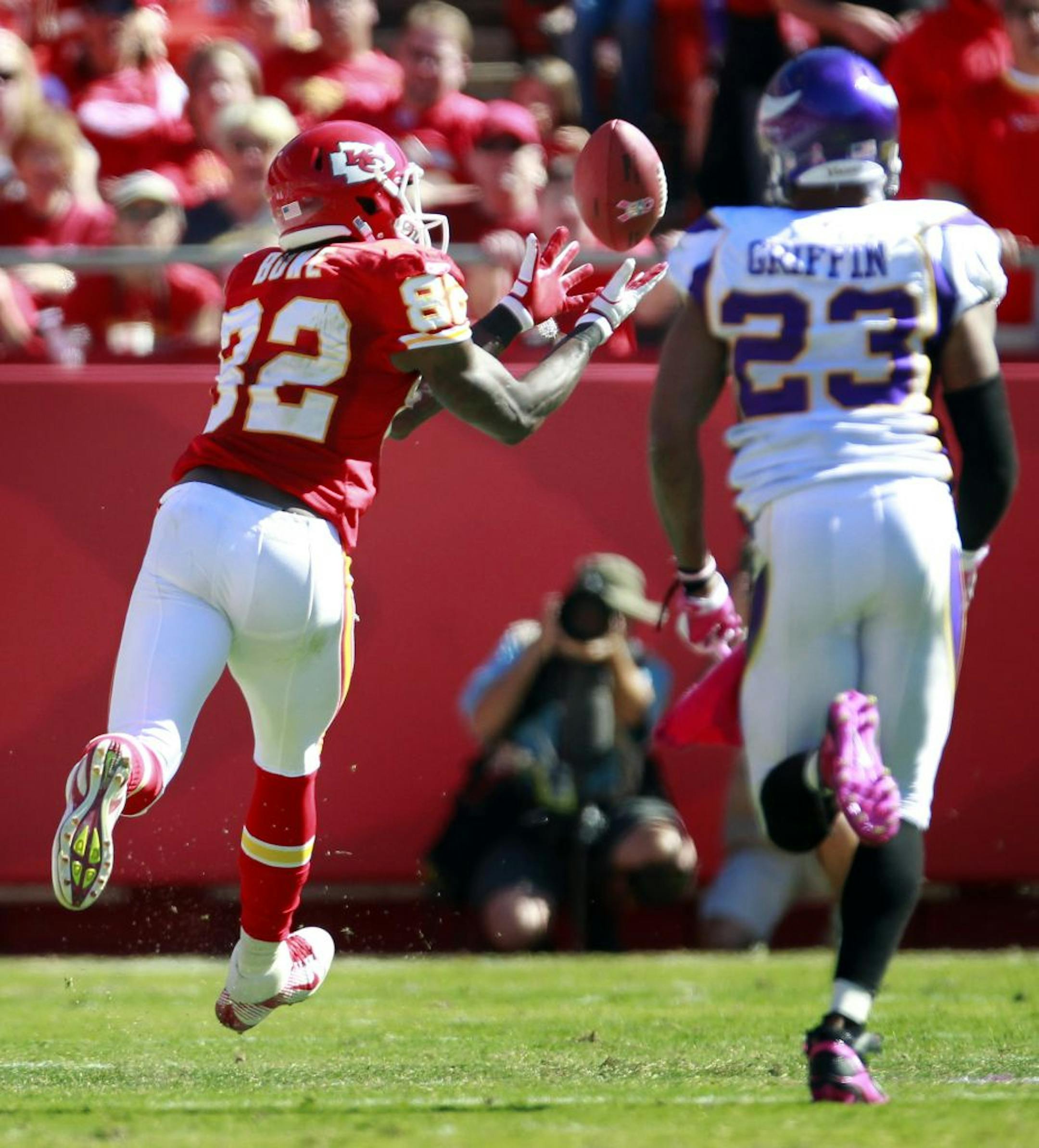 Dwayne Bowe caught a long pass behind Cedric Griffin and then broke a couple of tackles by Griffin and Jamarca Sanford on his way to a 52-yard touchdown in the fourth quarter, giving the Chiefs a 22-10 lead. Bowe had five catches for 107 yards.