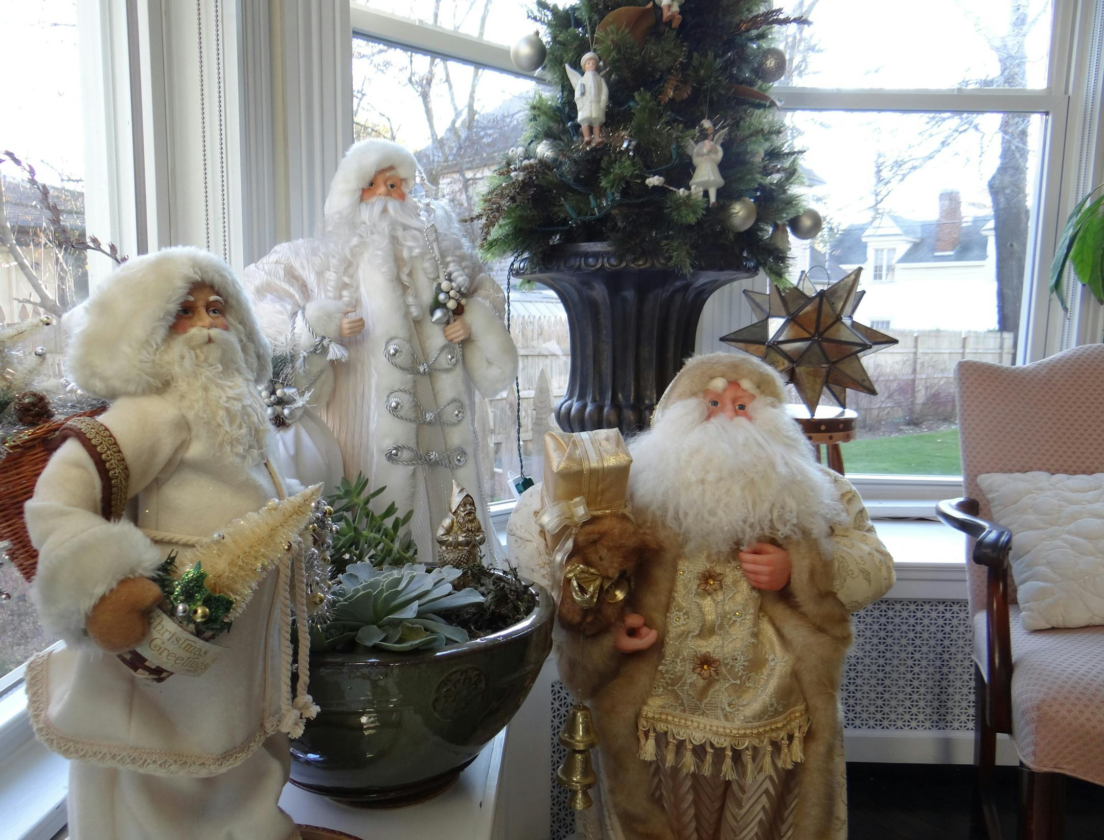 Holiday, Victorian room