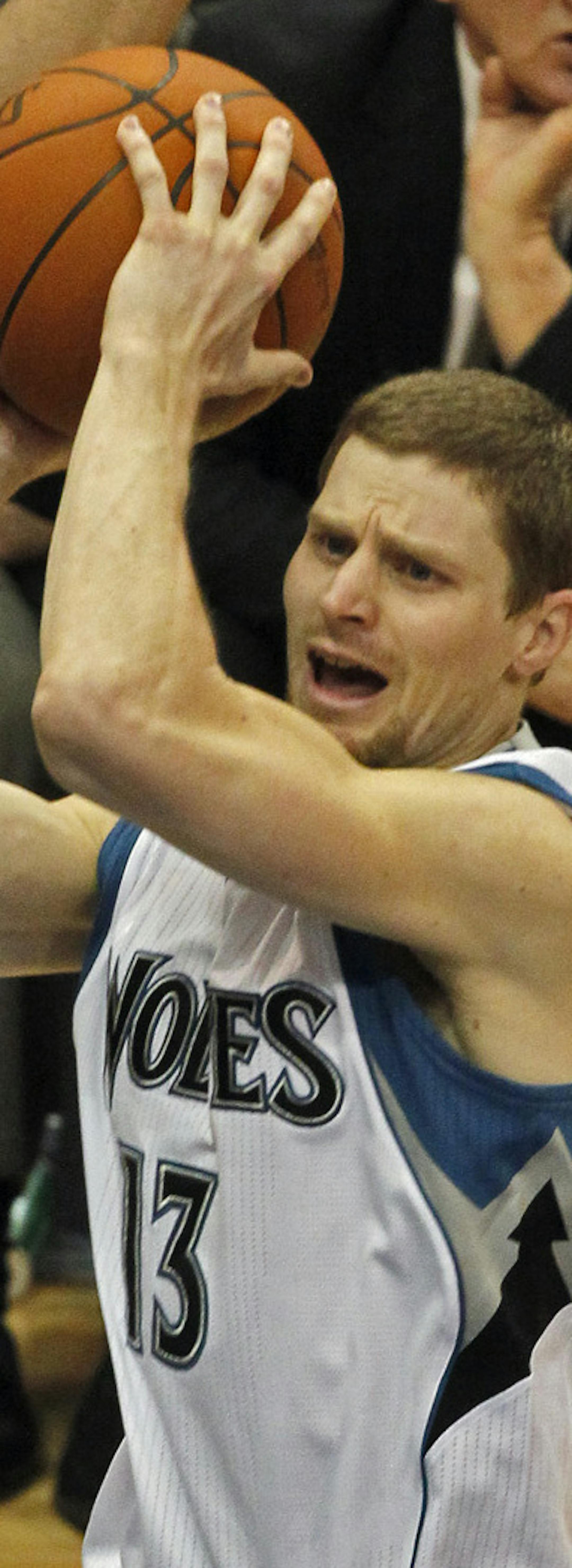 MARLIN LEVISON*mlevison@startribune.com GENERAL INFORMATION Minnesota Timberwolves vs. Sacramento Kings. Kings won 127-95. THIS PHOTO: ] Luke Ridnour was the leading scorer for the Wolves. ORG XMIT: MIN2013081919035187