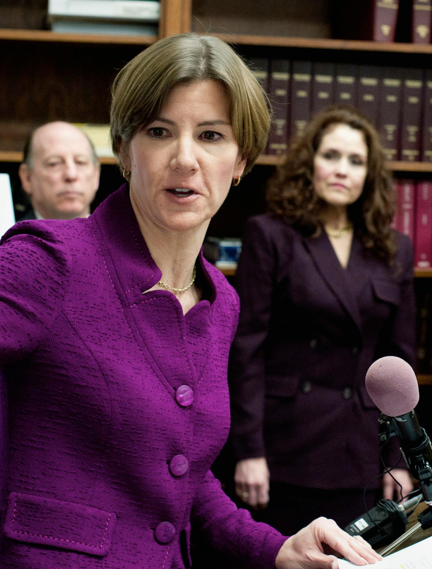 Minnesota Attorney General Lori Swanson announced a legal filing against debt buyer Midland Funding for filing false and deceptive robo-signed affidavits.