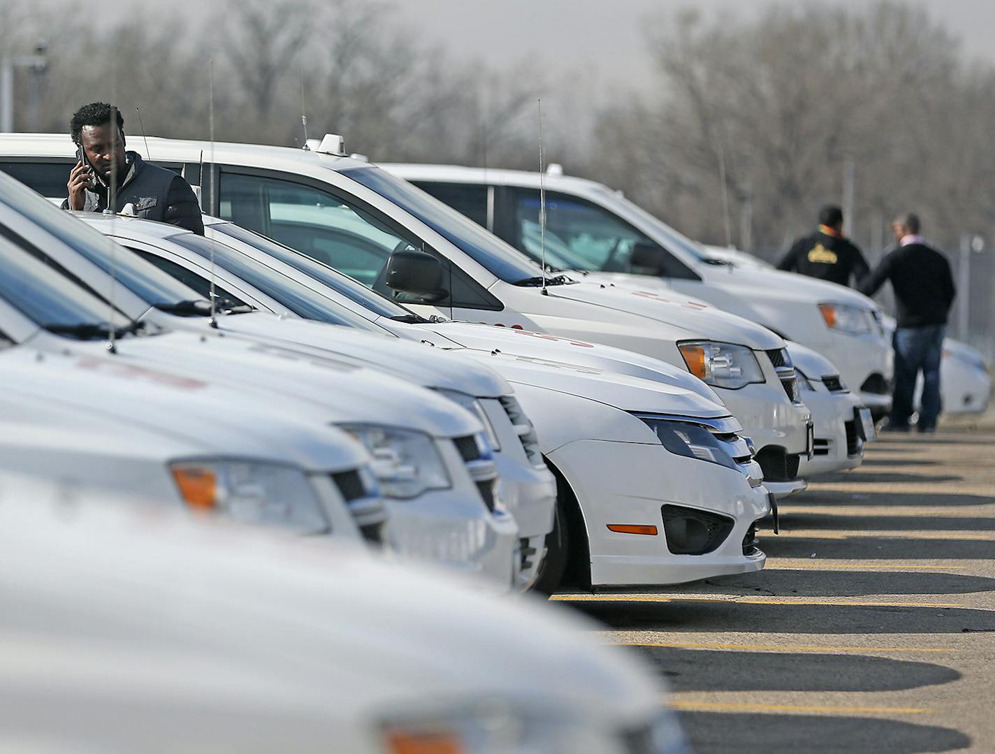 Cab drivers waited in a gigantic holding pen near the airport waiting for a call, Wednesday, February 22, 2017 in Bloomington, MN. Many of them have waited more than four hours. ] ELIZABETH FLORES &#x2022; liz.flores@startribune.com