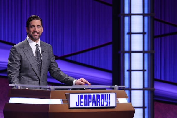 Aaron Rodgers has fun at his own expense while hosting 'Jeopardy!'