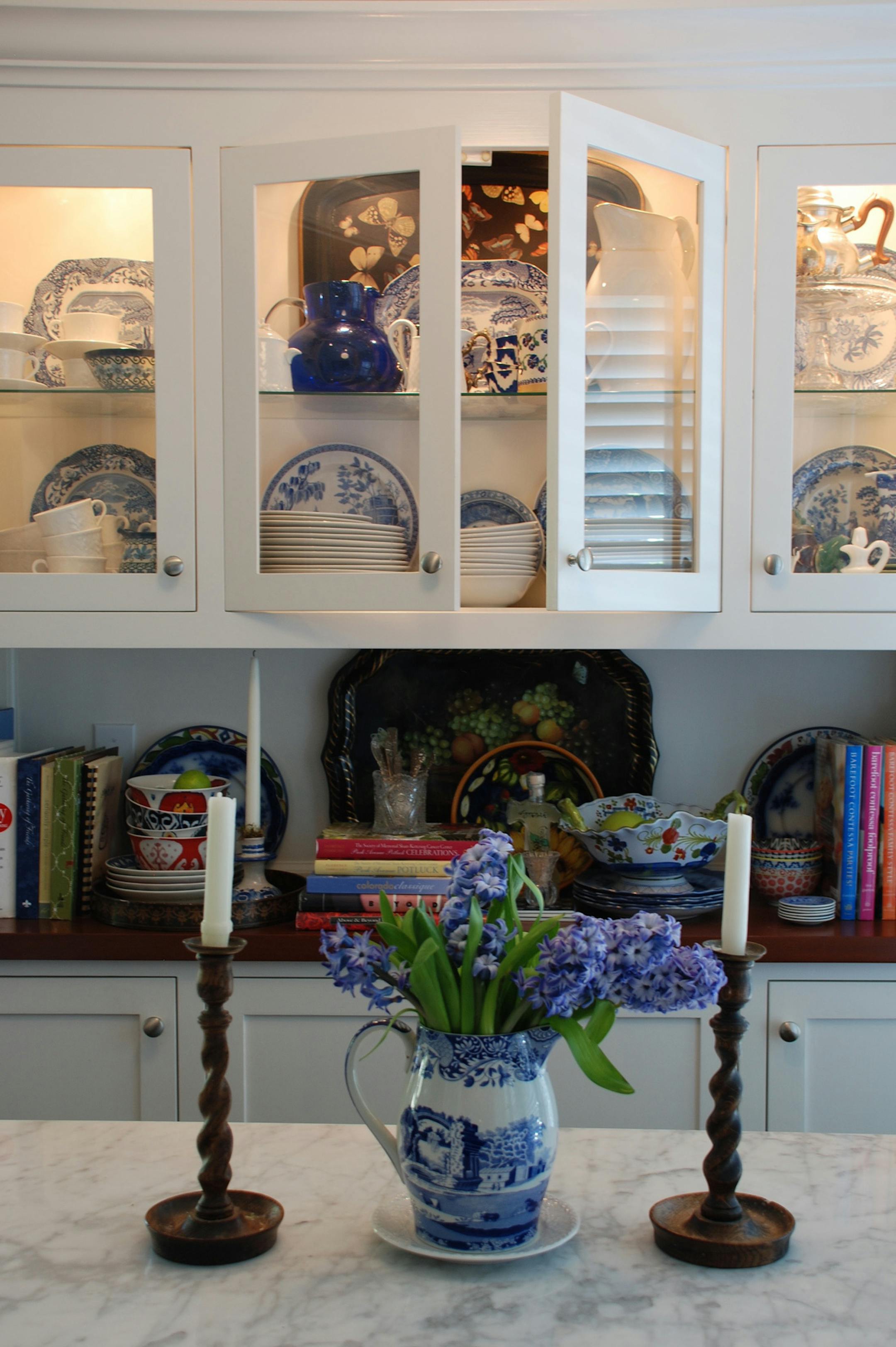 The secret to decorating effectively with old things, I’ve found, is to use them sparingly and to mix them with fresh, new pieces so your interior doesn’t feel stale or stuffy. (Handout/TNS)