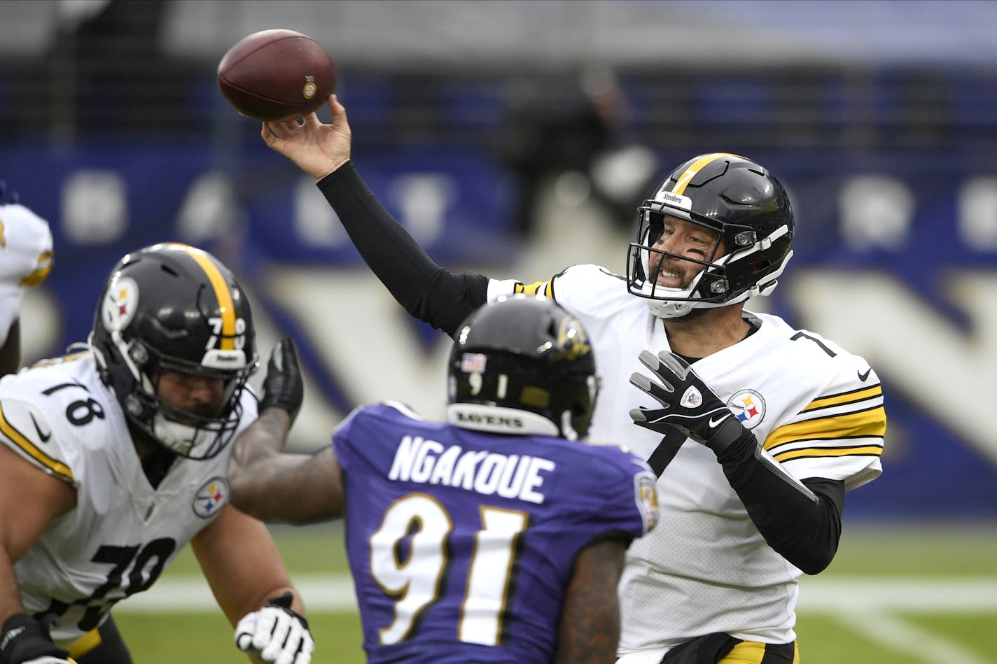 Pittsburgh Steelers quarterback Ben Roethlisberger (7) attempts a throw against the Baltimore Ravens during the first half of an NFL football game, Sunday, Nov. 1, 2020, in Baltimore. (AP Photo/Nick Wass)