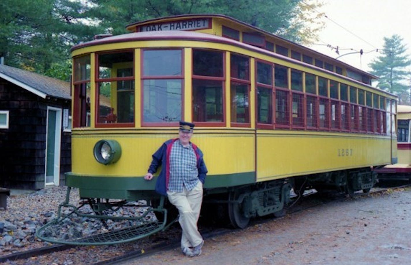 Doug Anderson in 1995, in front of the car dedicated in memory of his grandfather.