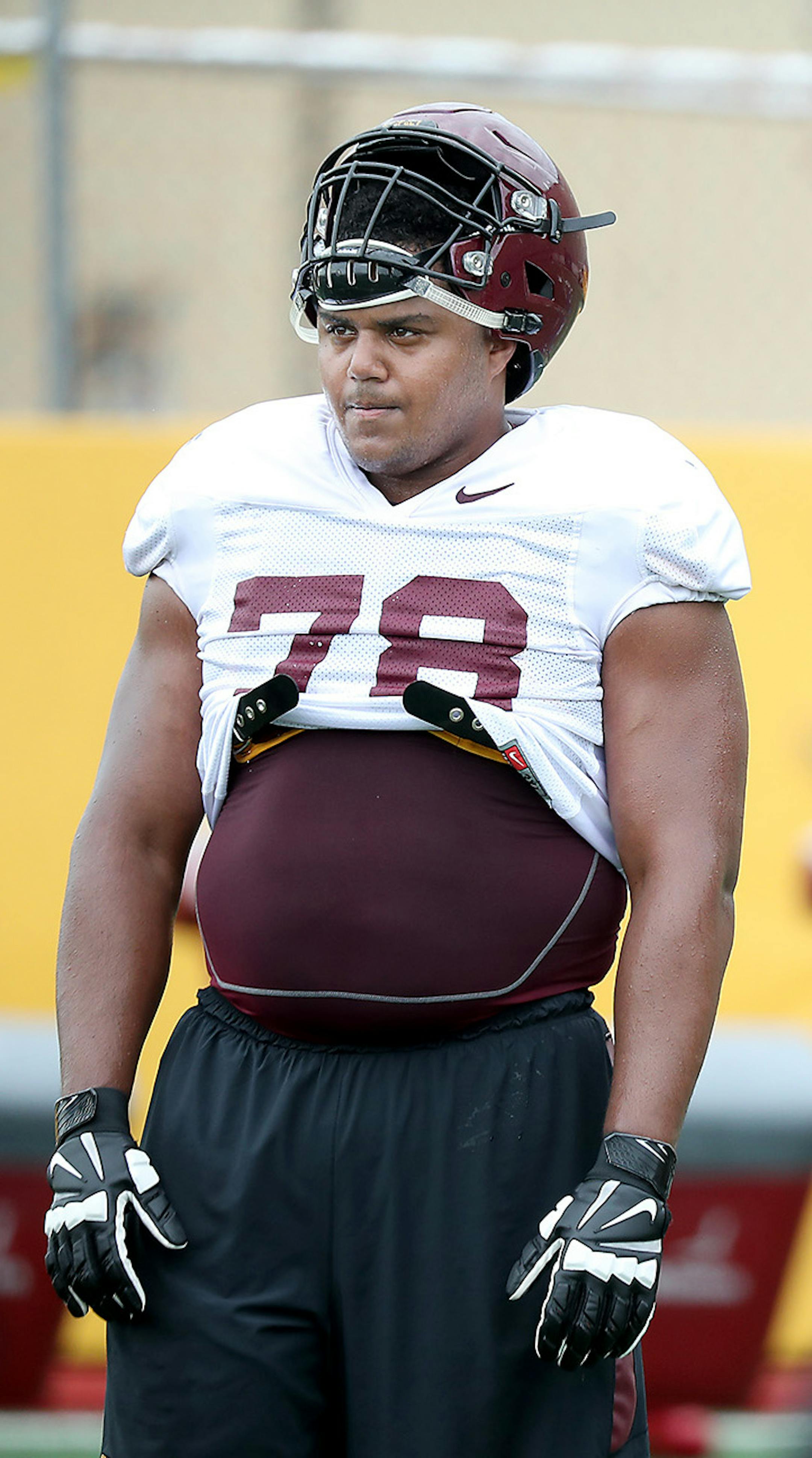 Minnesota Gophers Garrison Wright took to the field for drills at practice at the Gibson Nagurski Football Complex U of M, Friday, August 12, 2016 in Minneapolis, MN. ] (ELIZABETH FLORES/STAR TRIBUNE) ELIZABETH FLORES • eflores@startribune.com