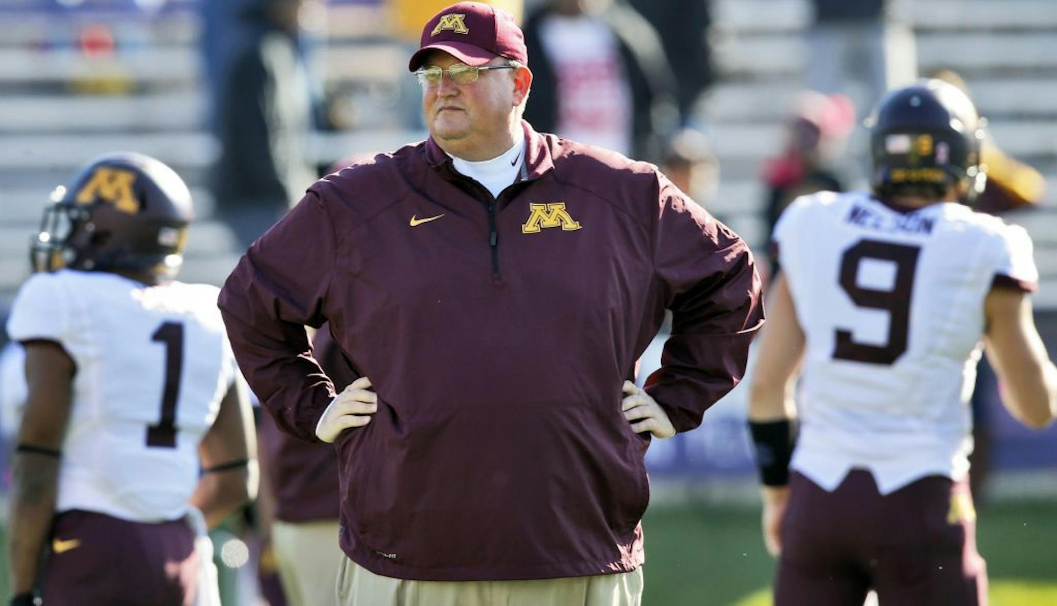 Minnesota Gophers vs. Northwestern Wildcats football. Tracy Claeys filled in for ailing head coach Jerry Kill. Claeys coached the Gophers from the sideline. . (MARLIN LEVISON/STARTRIBUNE