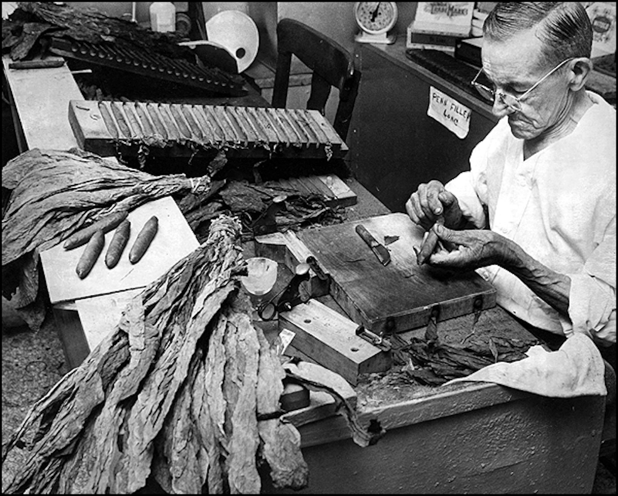 Cigar maker, 1971